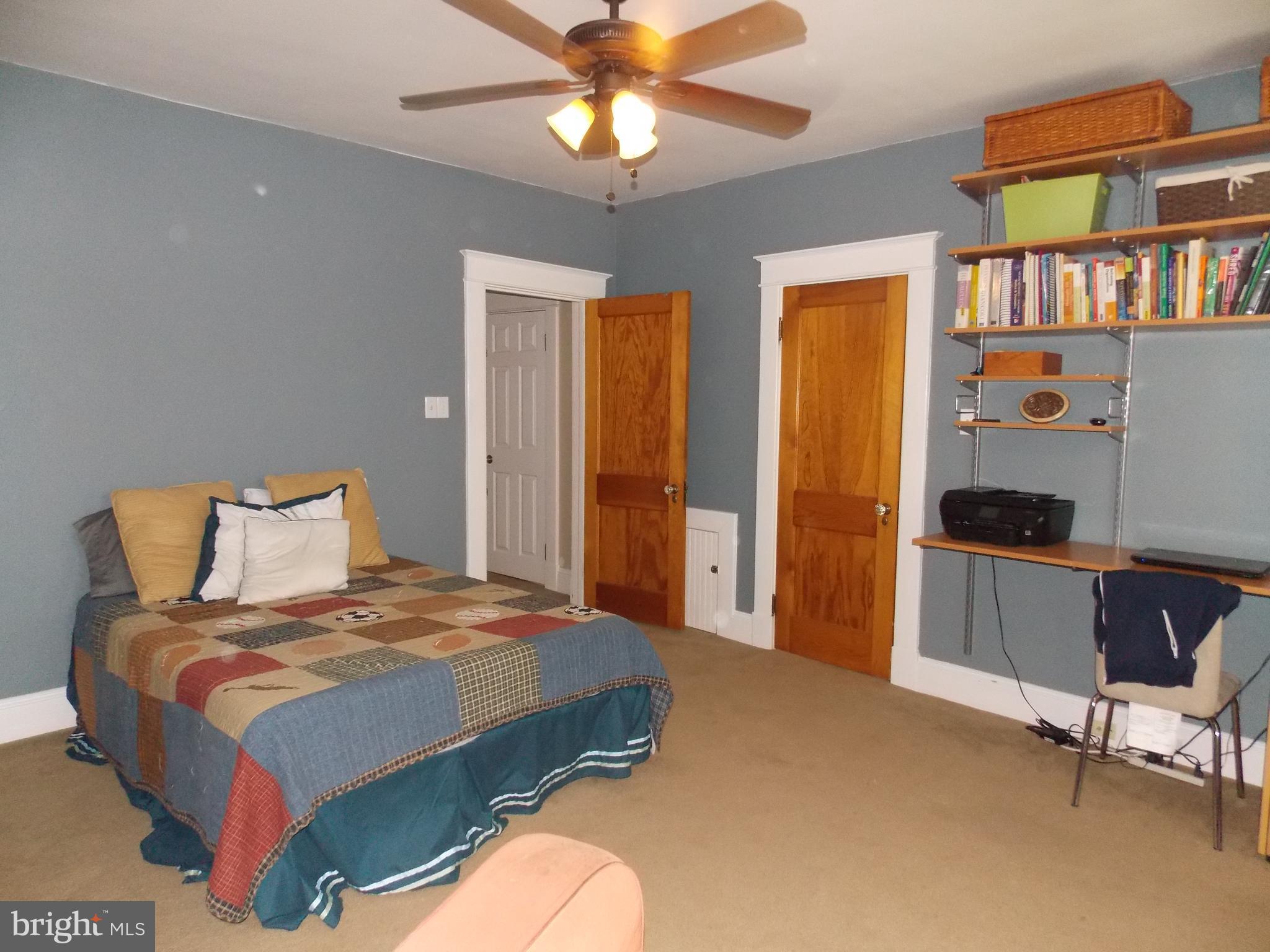 PARKVILLE - Residential