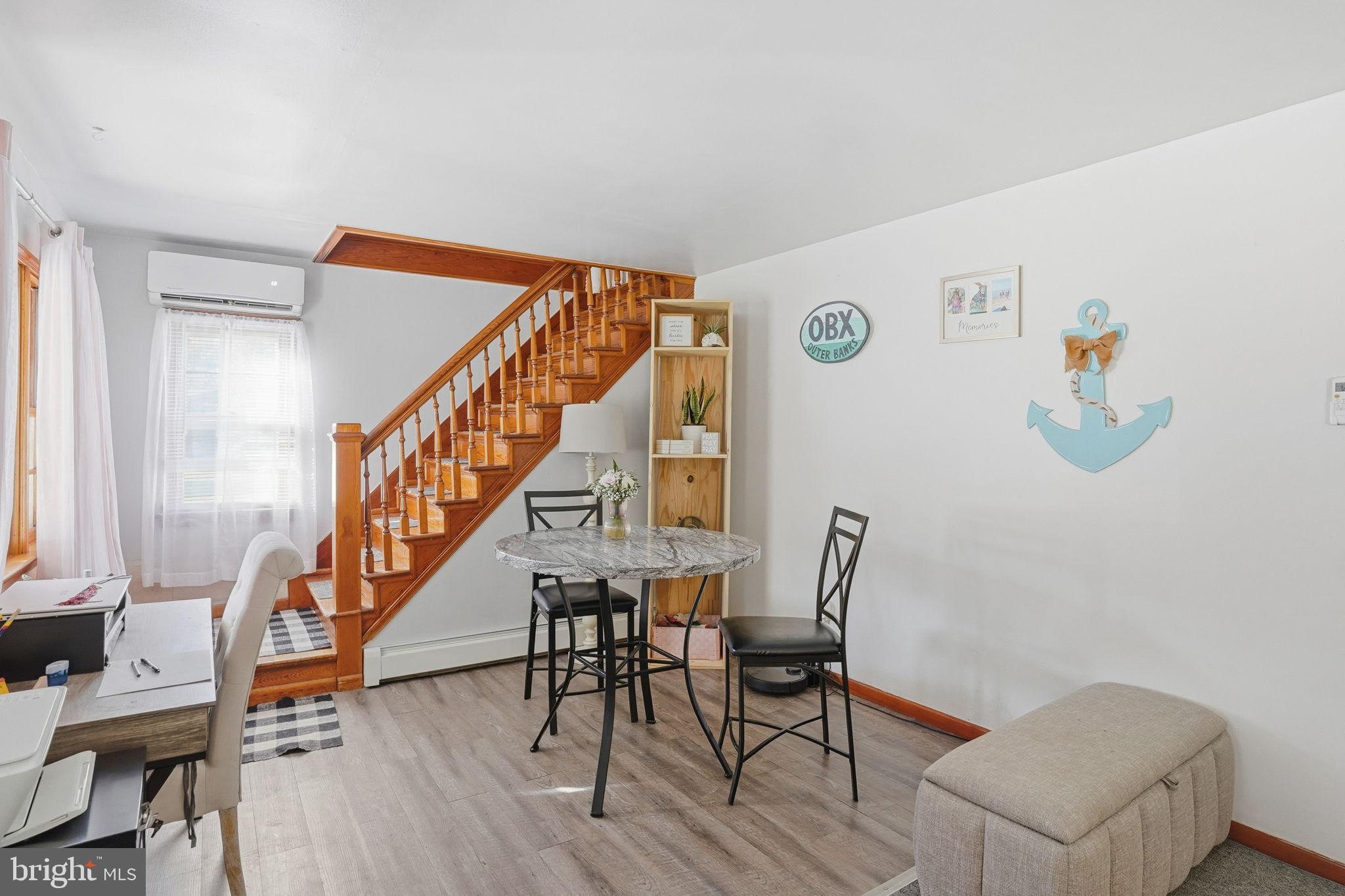 HACKS POINT - Residential