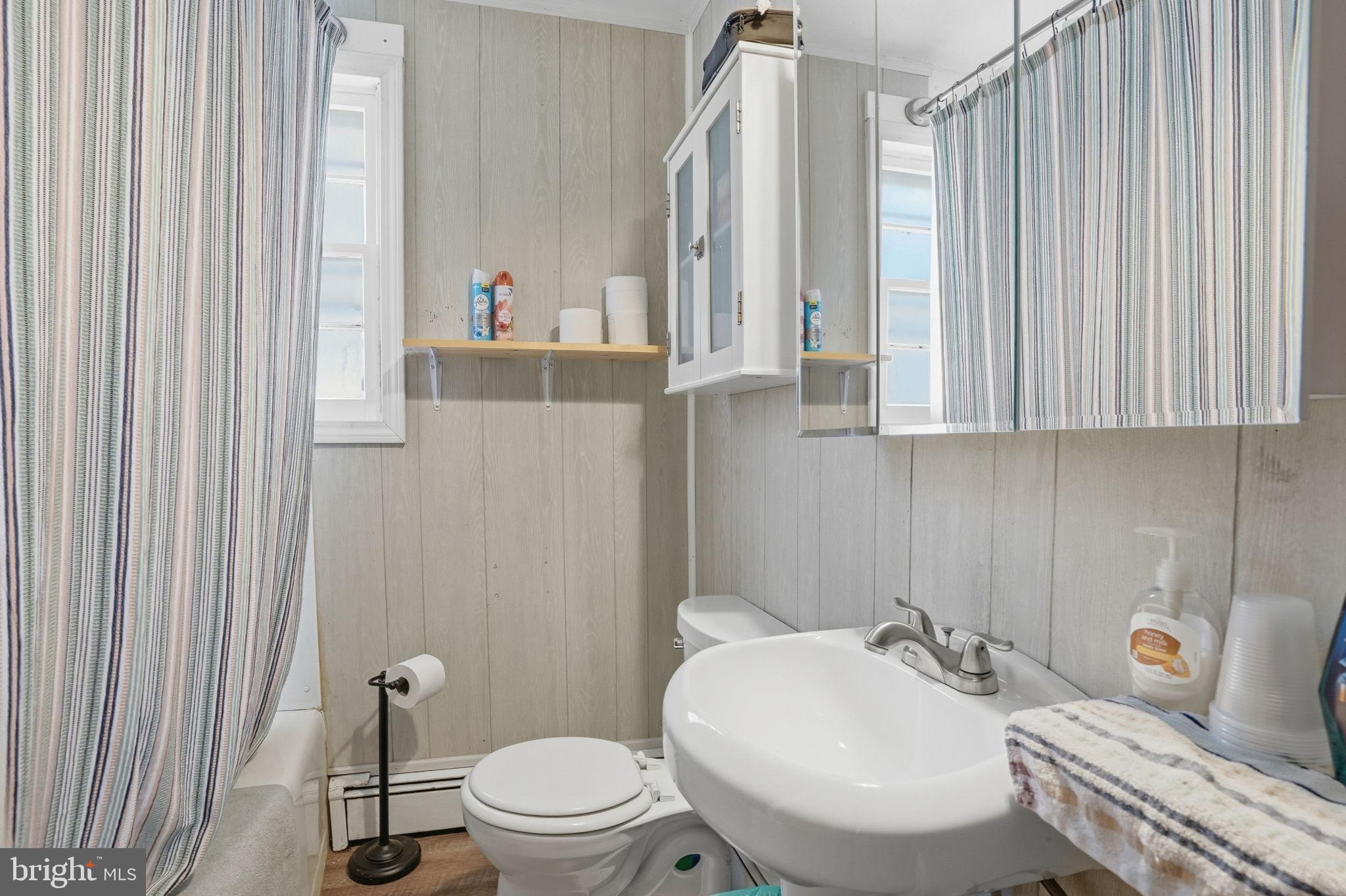 HACKS POINT - Residential