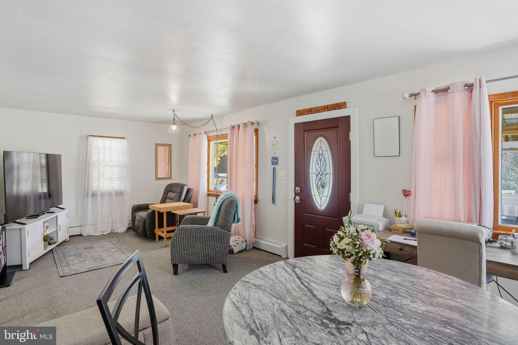 HACKS POINT - Residential