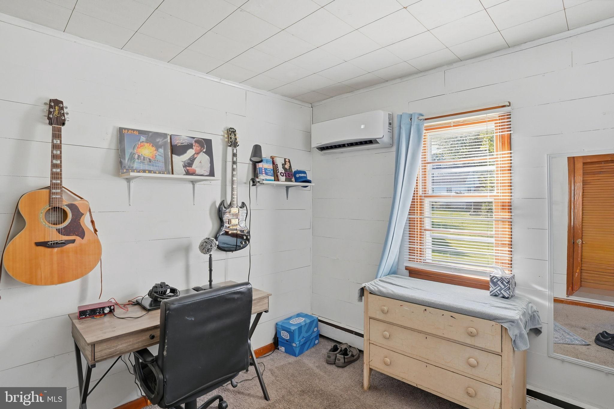 HACKS POINT - Residential