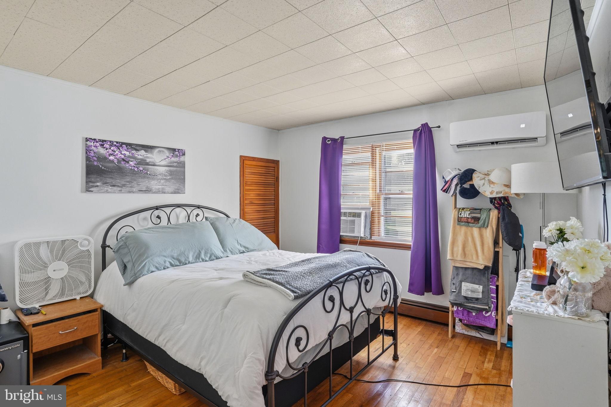 HACKS POINT - Residential