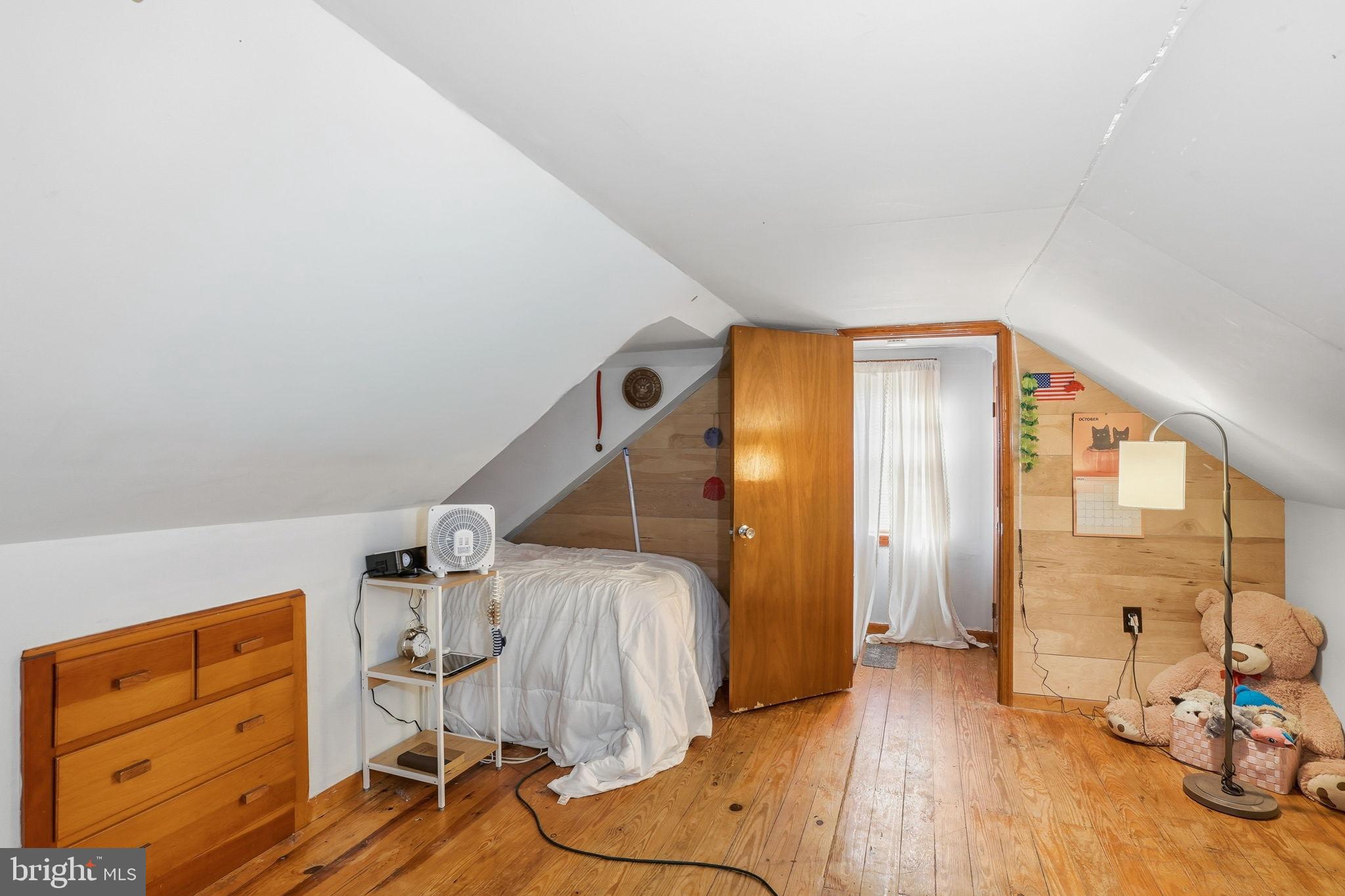 HACKS POINT - Residential