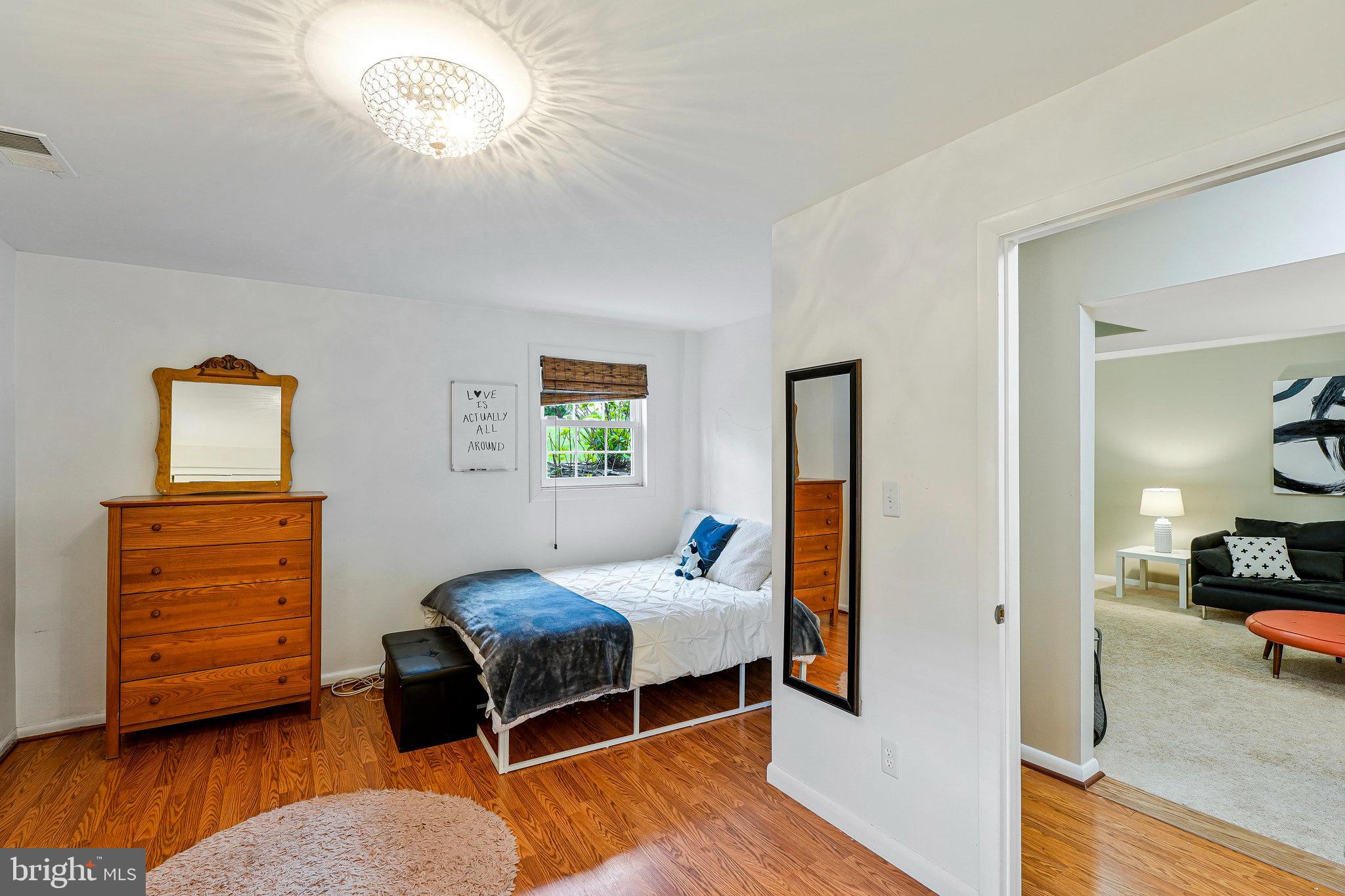 MANTUA - Residential