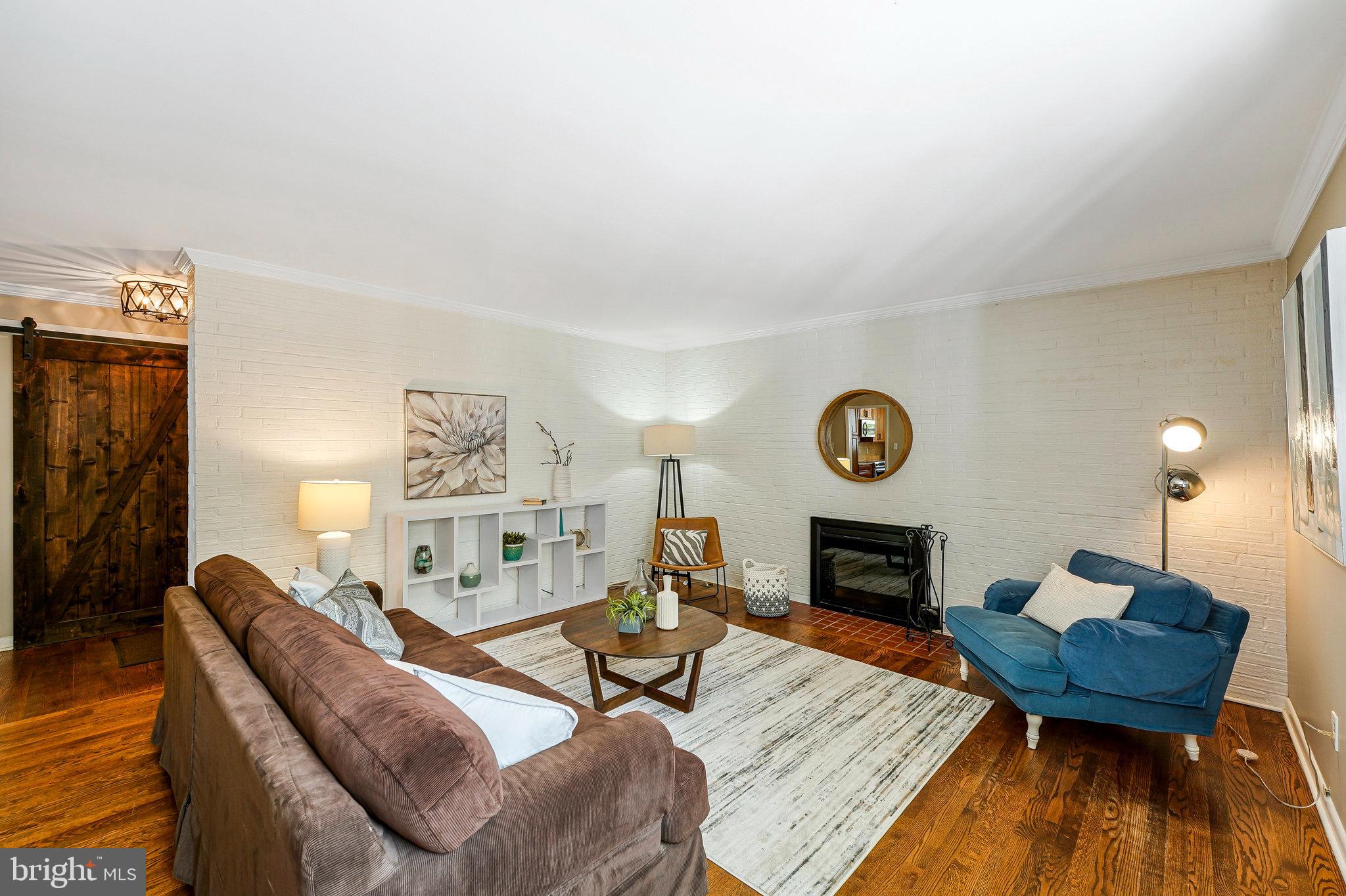 MANTUA - Residential