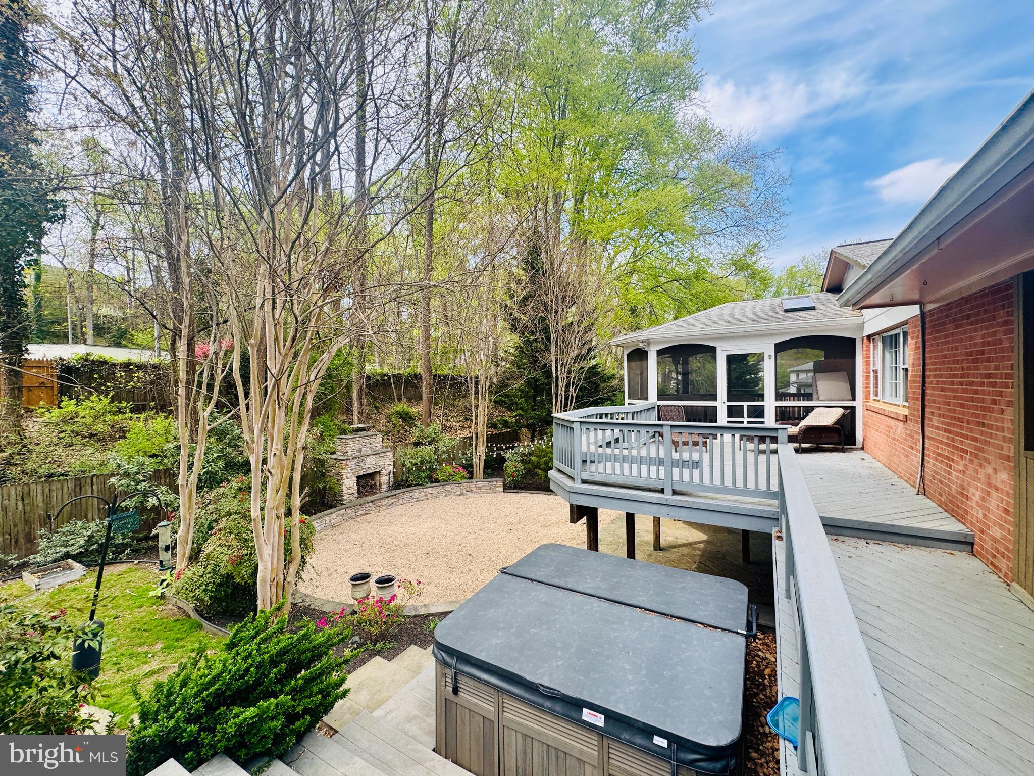 MANTUA - Residential