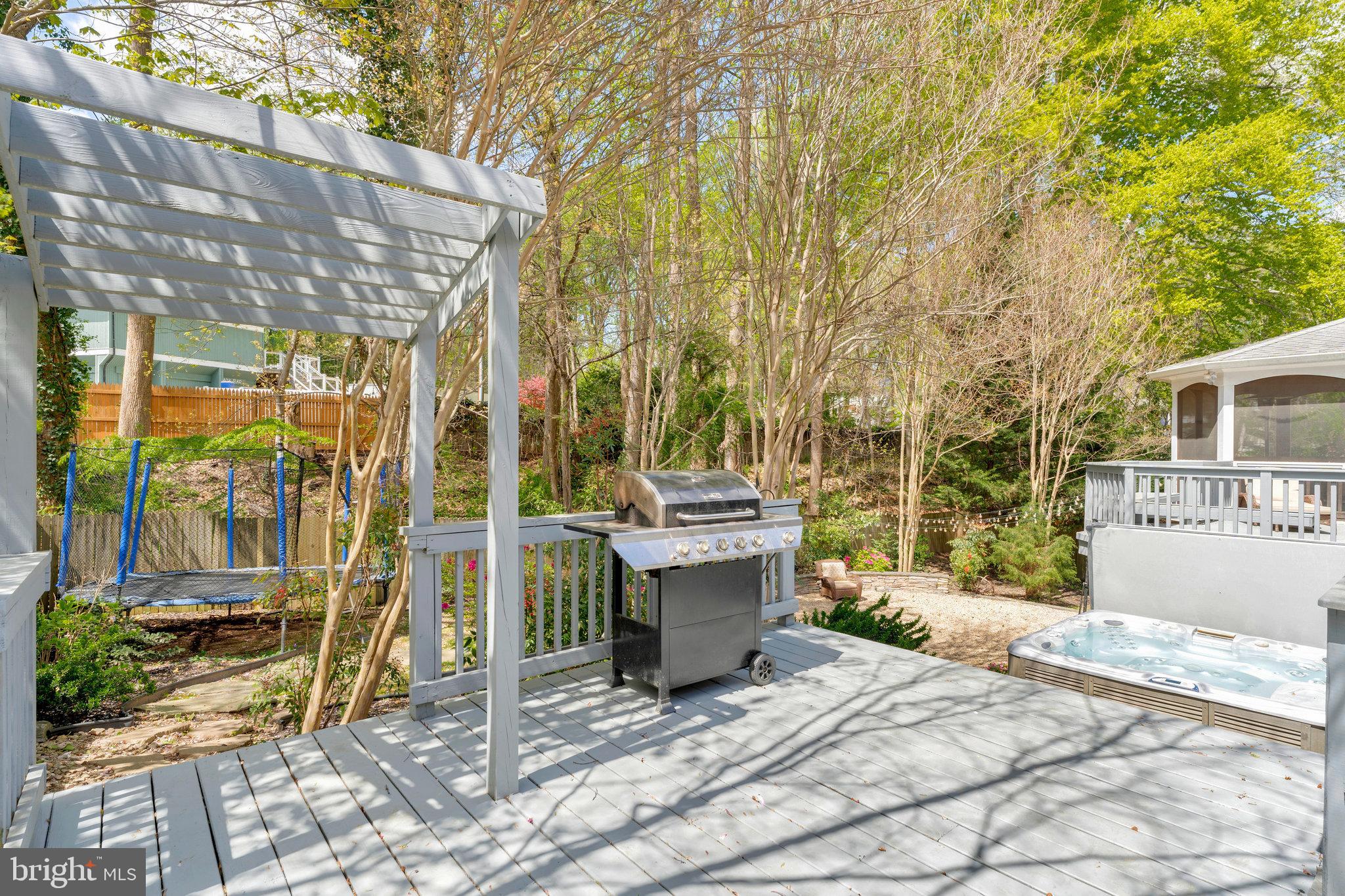 MANTUA - Residential