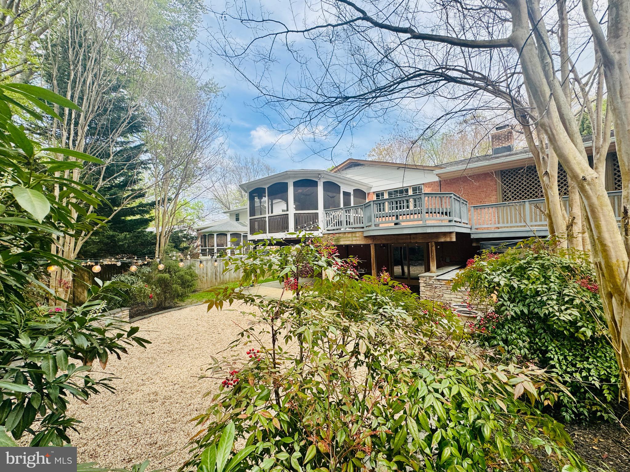 MANTUA - Residential