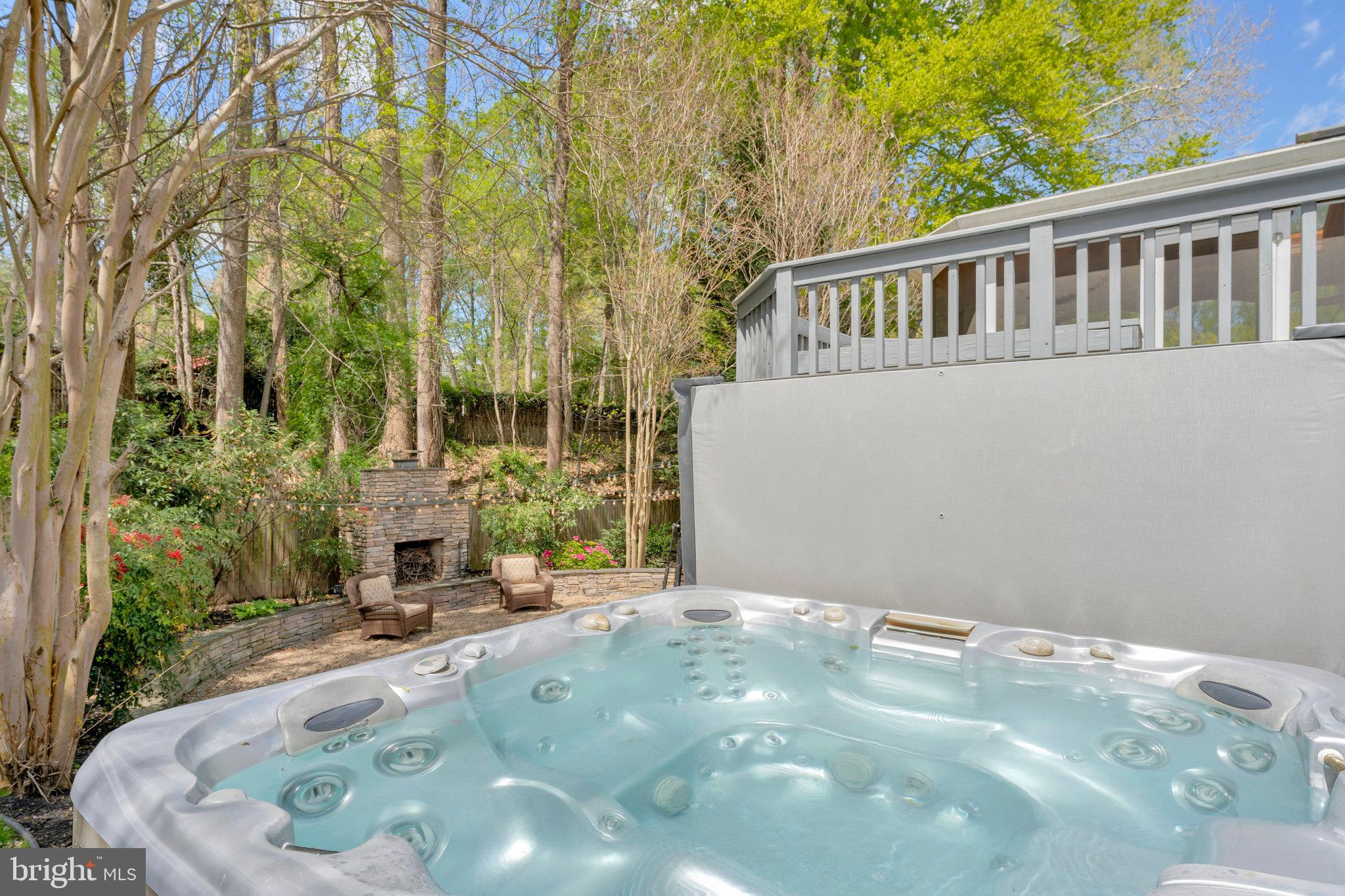 MANTUA - Residential