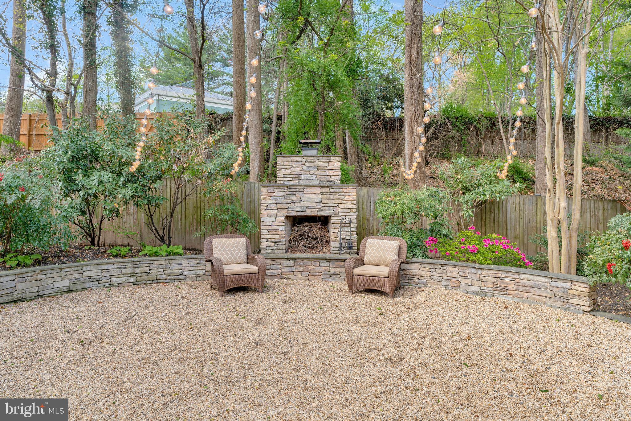 MANTUA - Residential