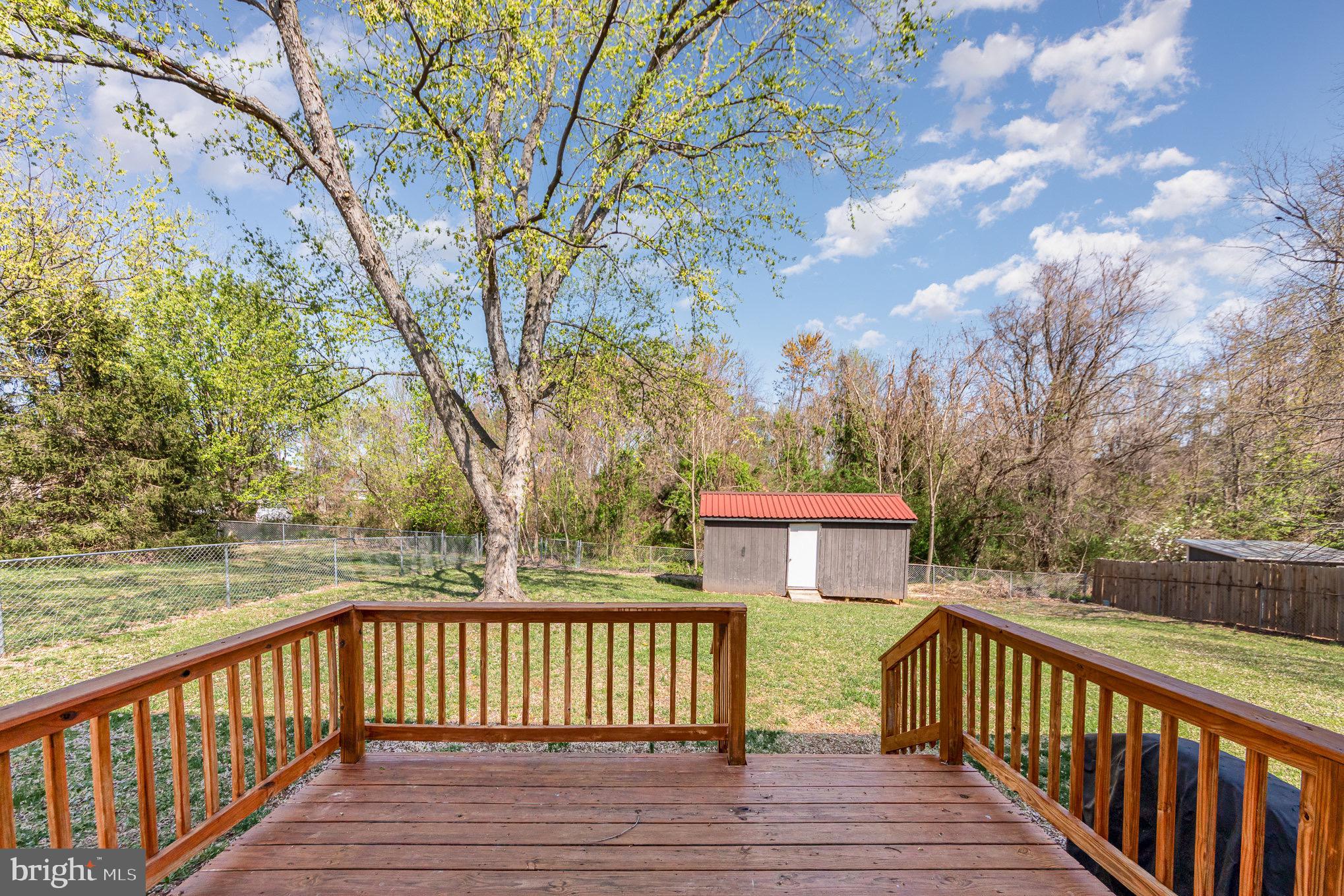 MAPLE GROVE - Residential