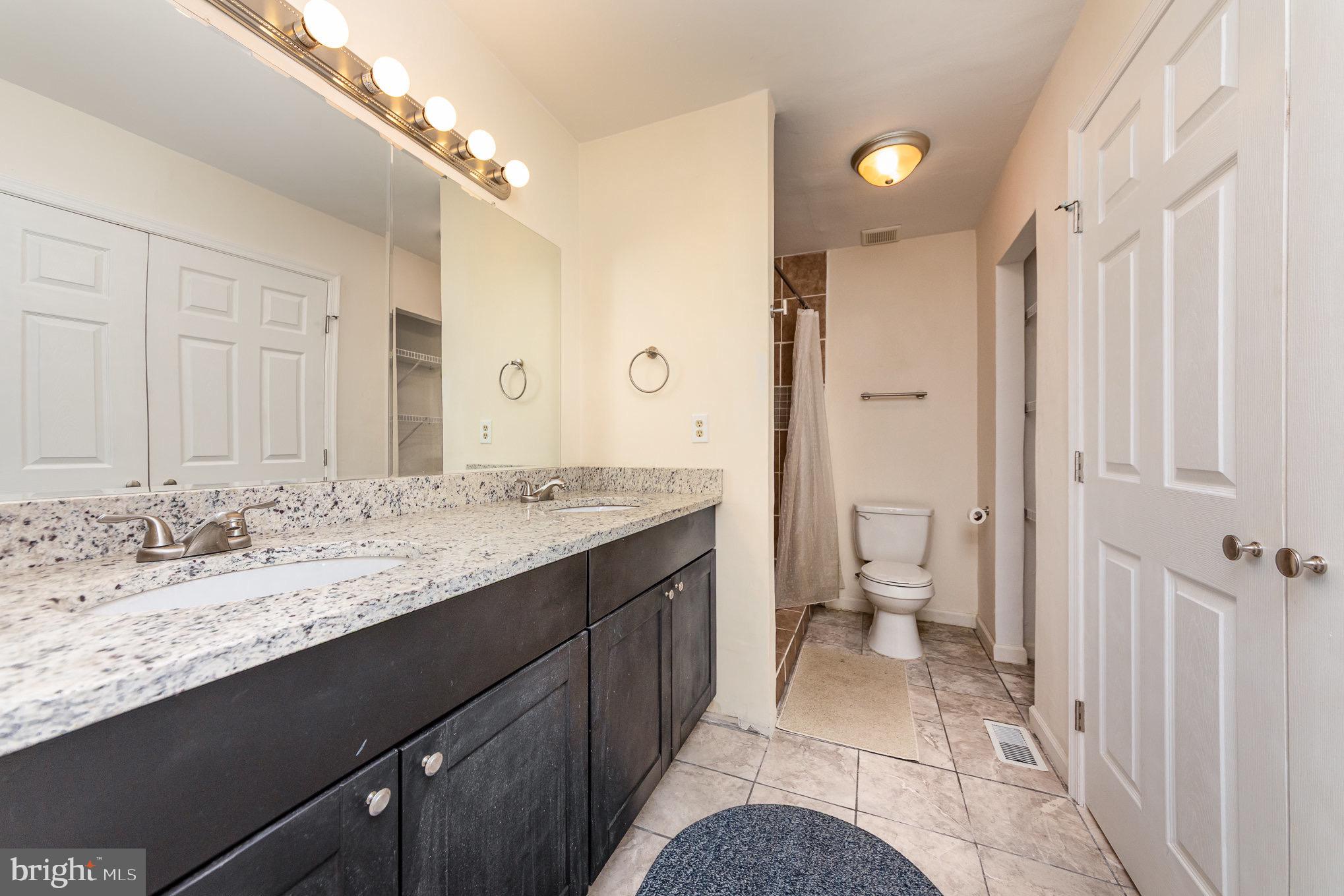 MAPLE GROVE - Residential