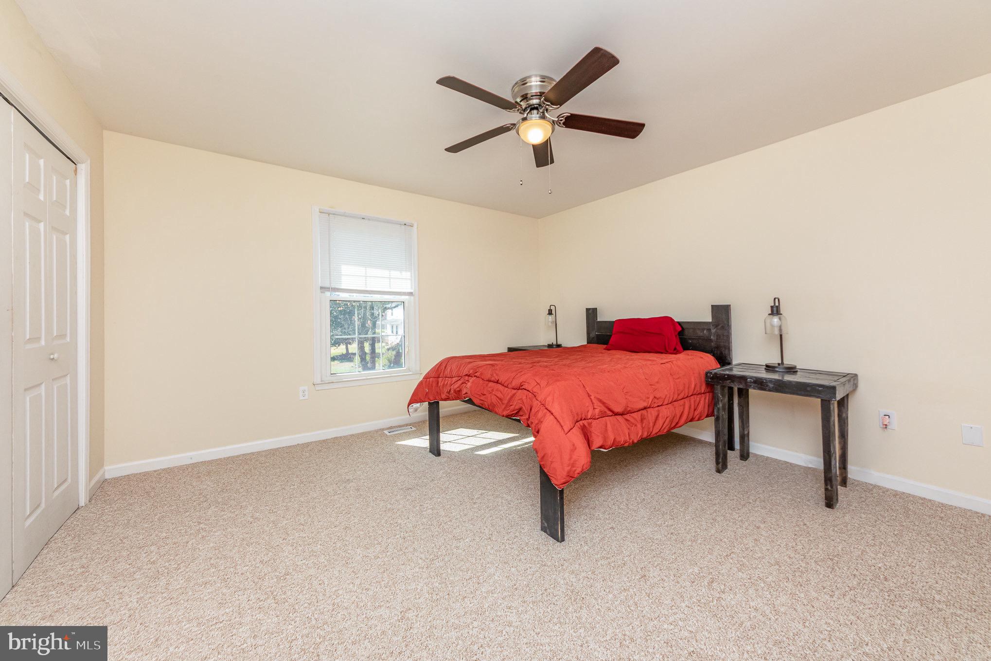 MAPLE GROVE - Residential