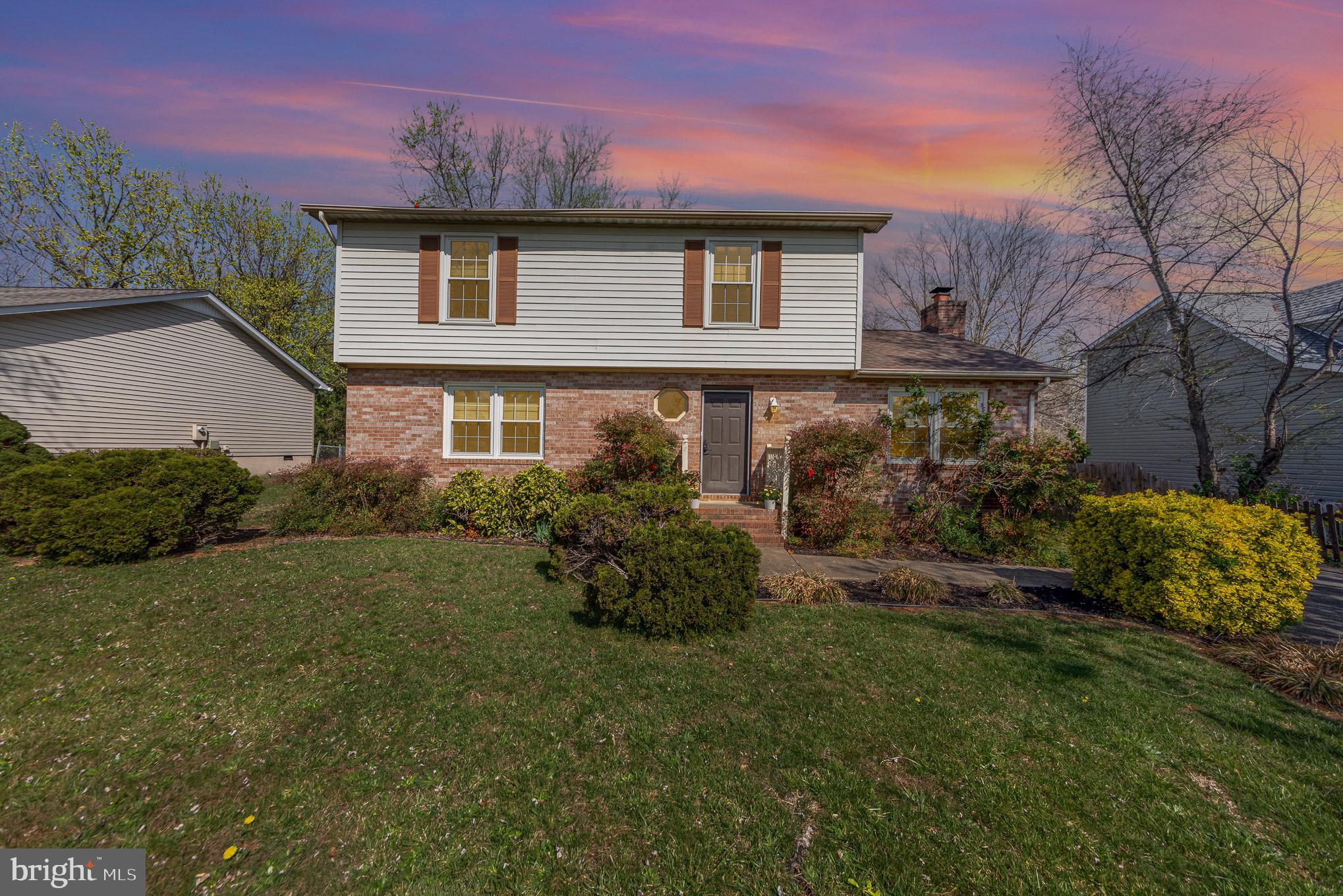 MAPLE GROVE - Residential