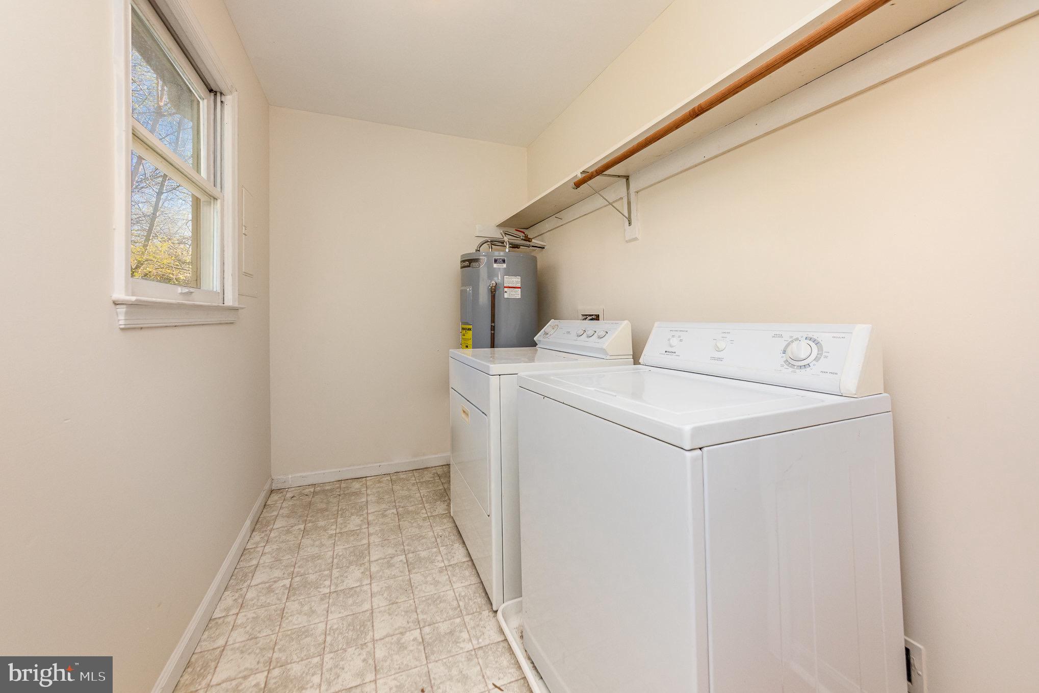 MAPLE GROVE - Residential