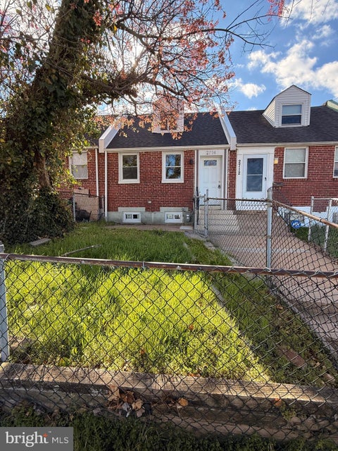 Townhouse For Sale - 2714 Thatcher Street<br/> WILMINGTON, DE 19802