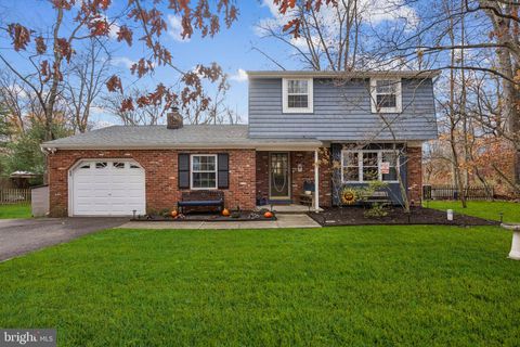 Photo of 238 Park Avenue, MARLTON, NJ 08053 (MLS # NJBL2101262)