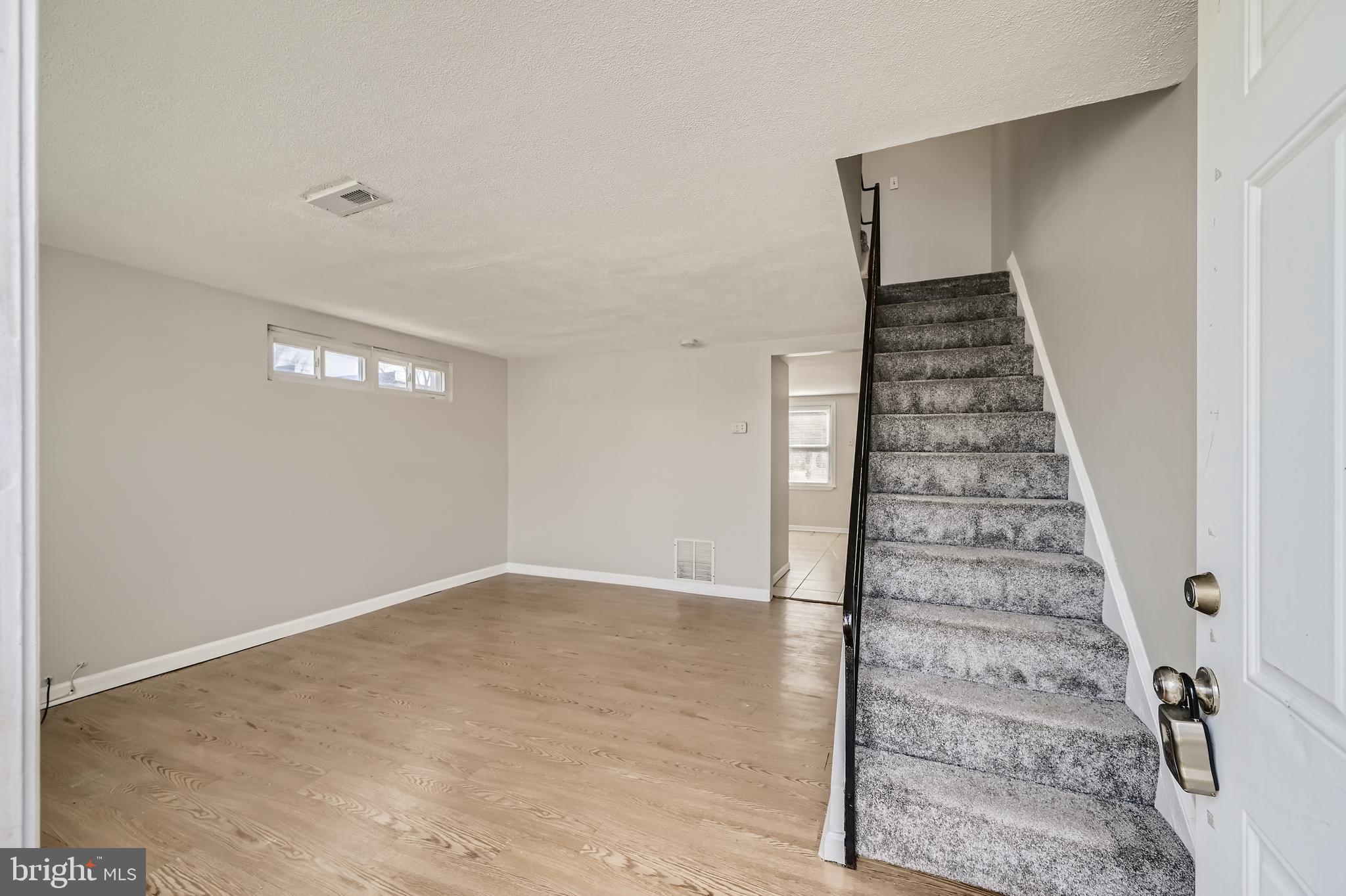 LAKELAND - Residential