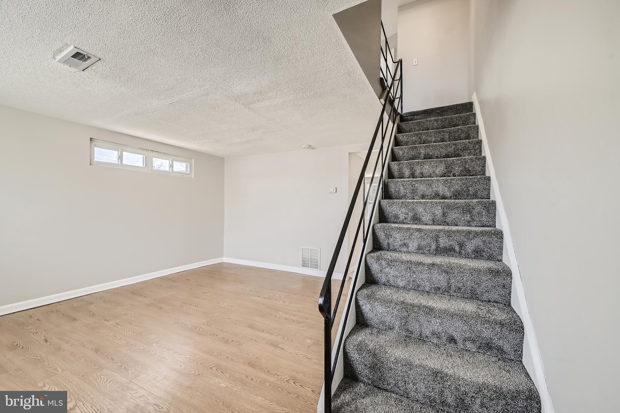 LAKELAND - Residential