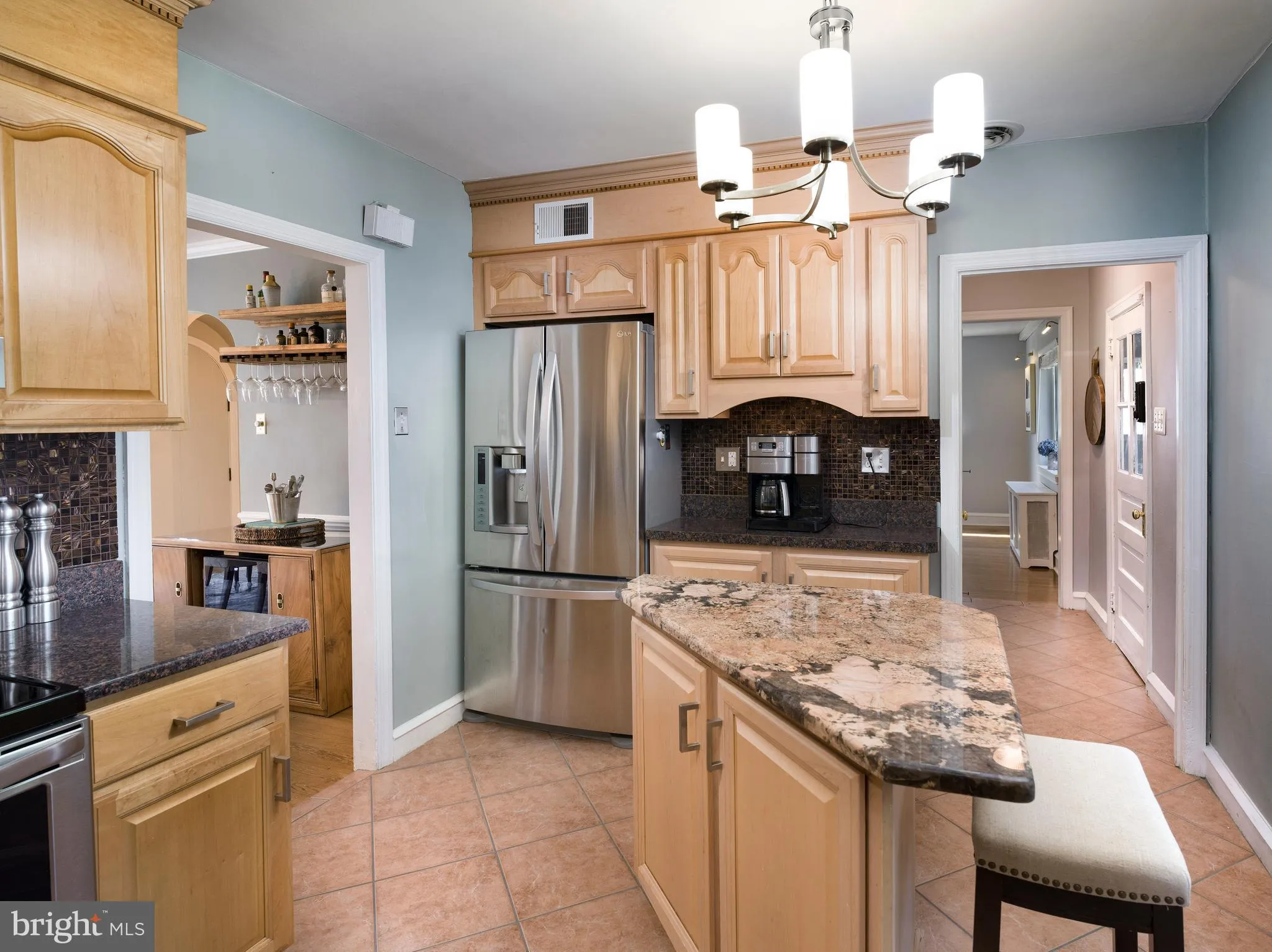 Drexel Hill, Pennsylvania 19026, United States, 4 Bedrooms Bedrooms, ,4 BathroomsBathrooms,Residential,Active,136566