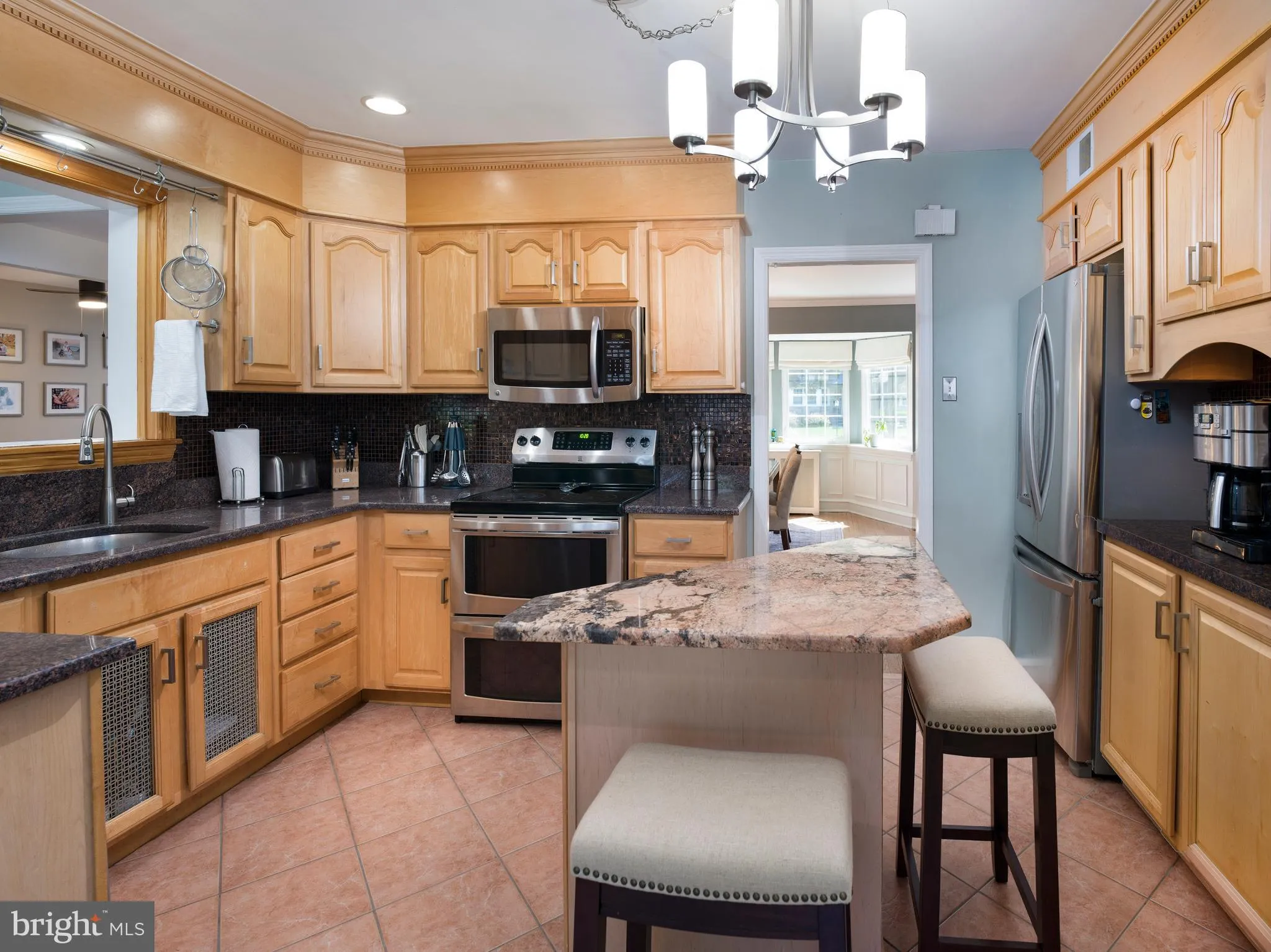 Drexel Hill, Pennsylvania 19026, United States, 4 Bedrooms Bedrooms, ,4 BathroomsBathrooms,Residential,Active,136566