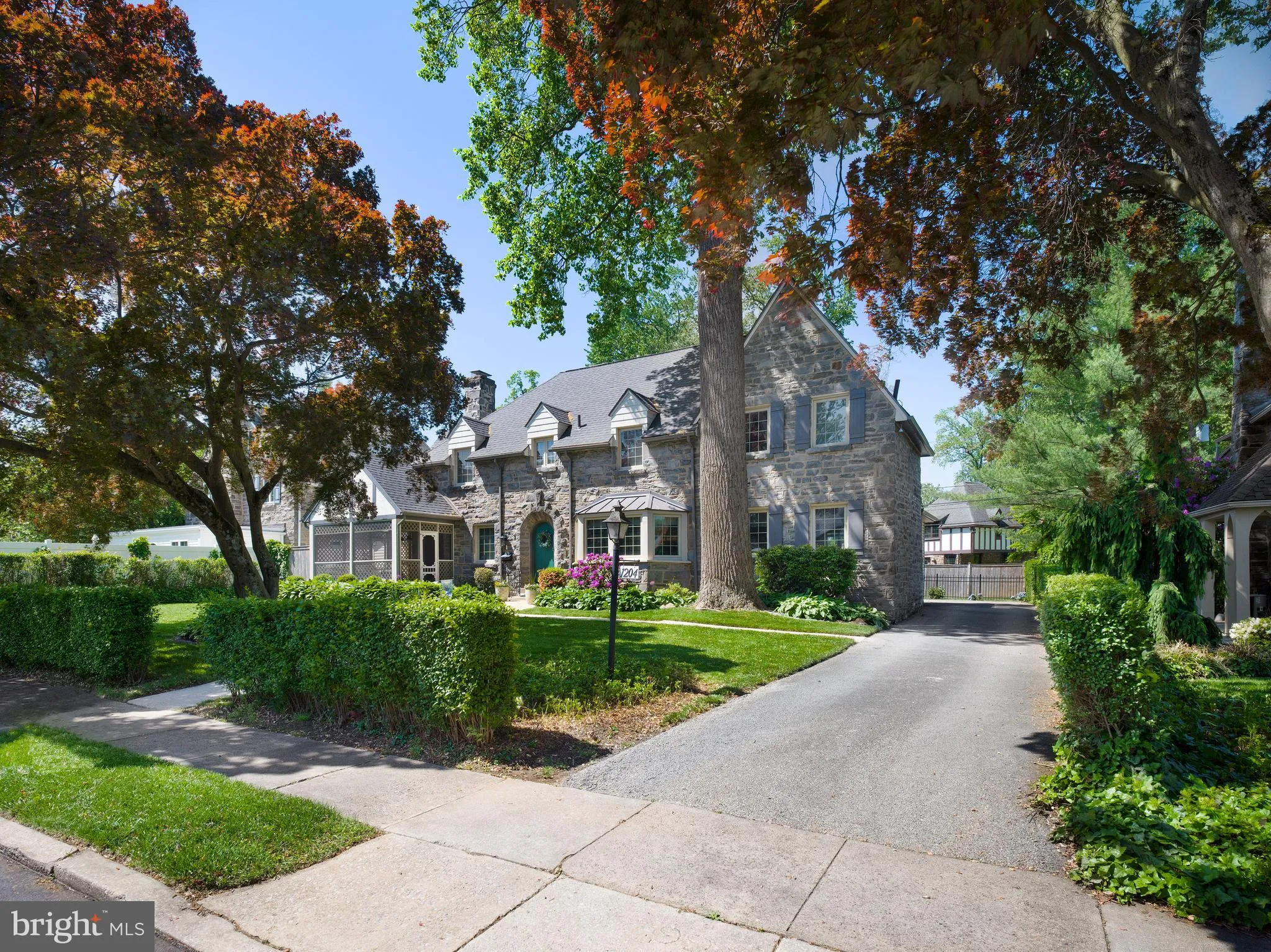 Drexel Hill, Pennsylvania 19026, United States, 4 Bedrooms Bedrooms, ,4 BathroomsBathrooms,Residential,Active,136566