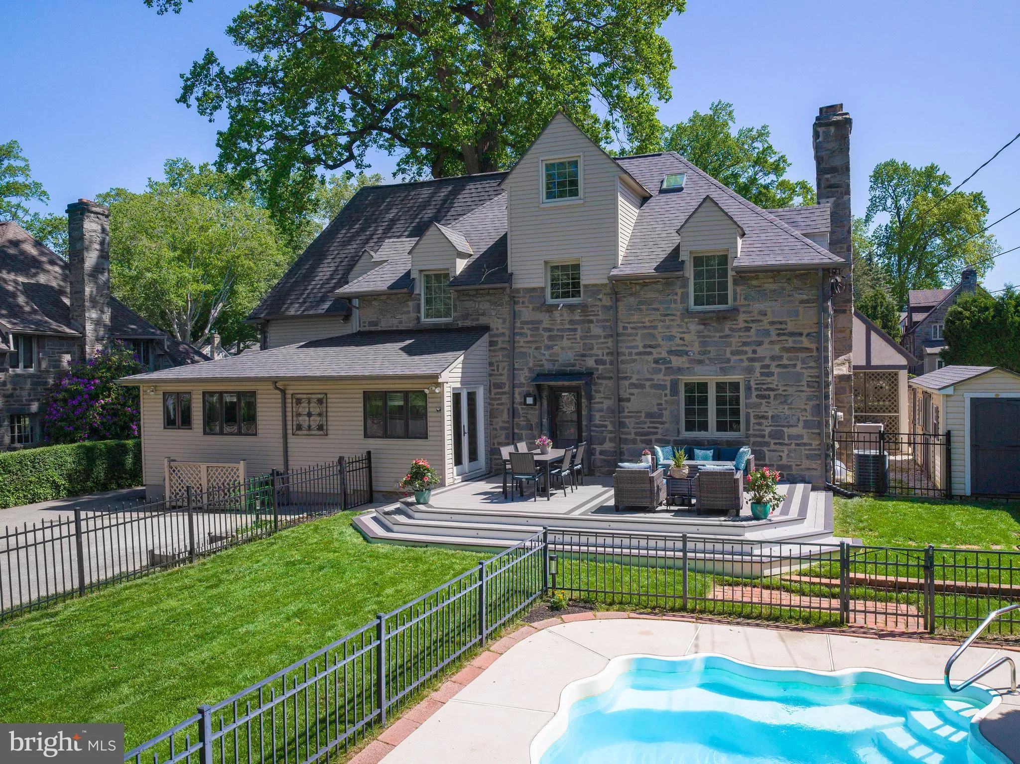 Drexel Hill, Pennsylvania 19026, United States, 4 Bedrooms Bedrooms, ,4 BathroomsBathrooms,Residential,Active,136566