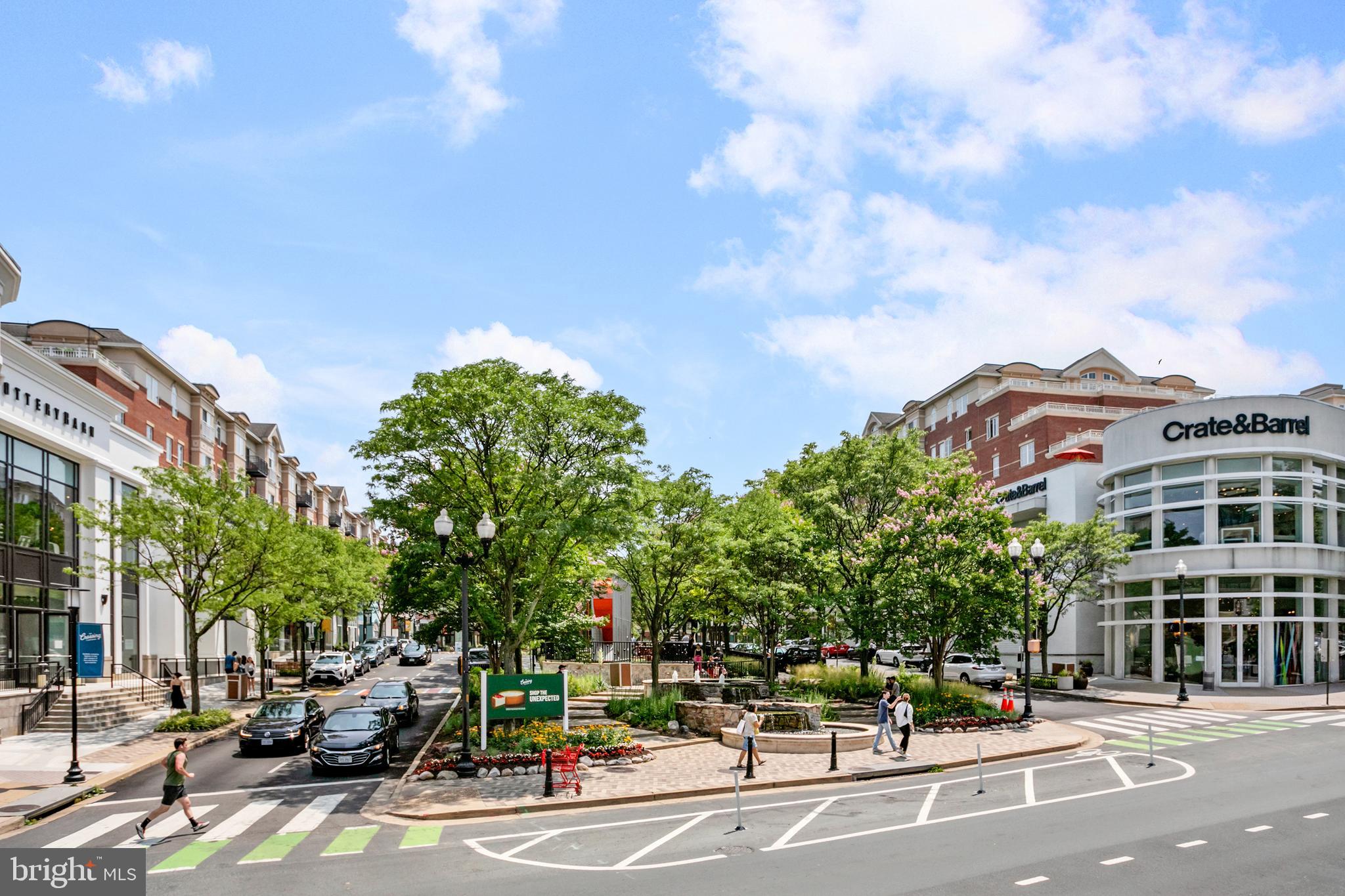 CLARENDON - Residential