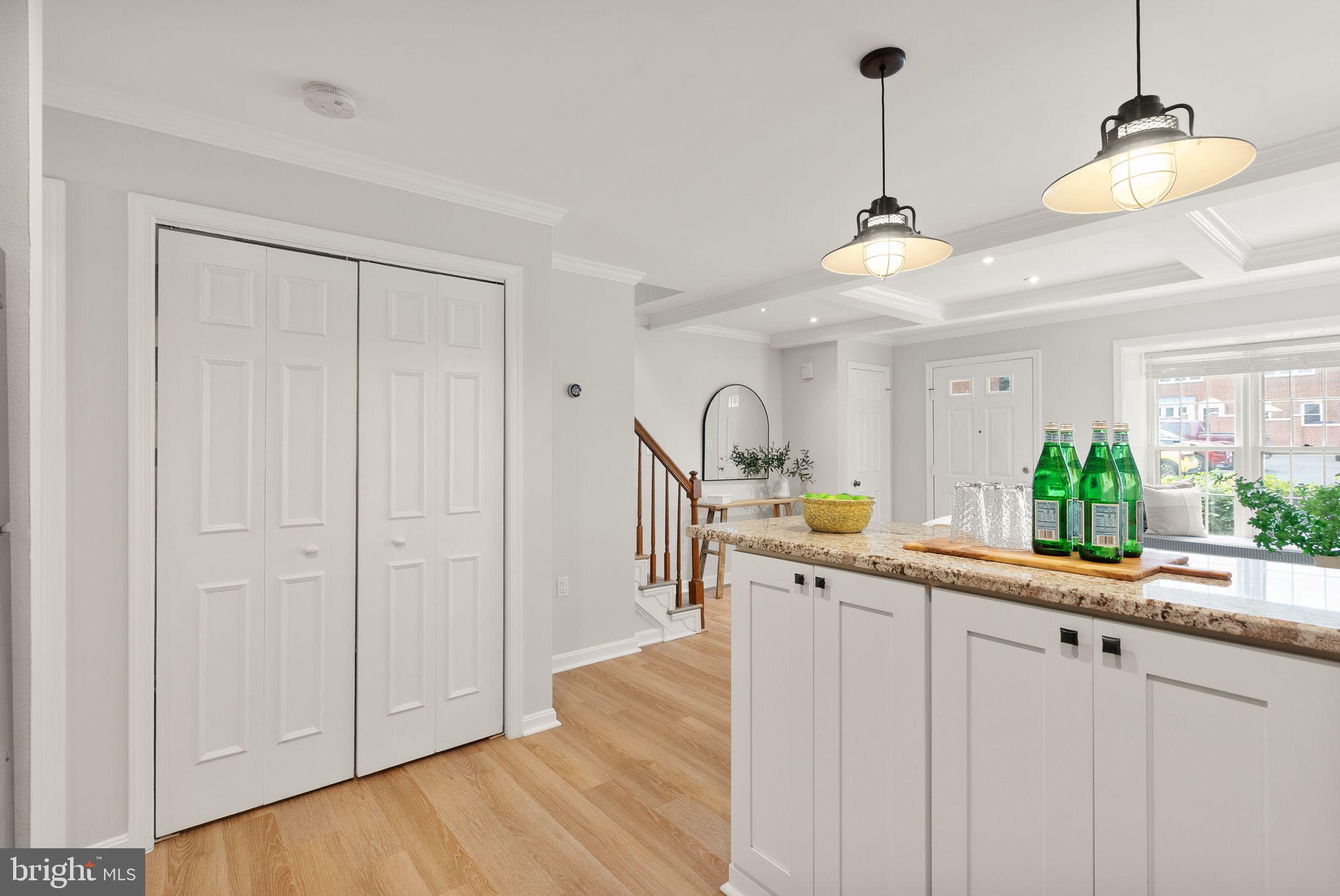 CLARENDON - Residential