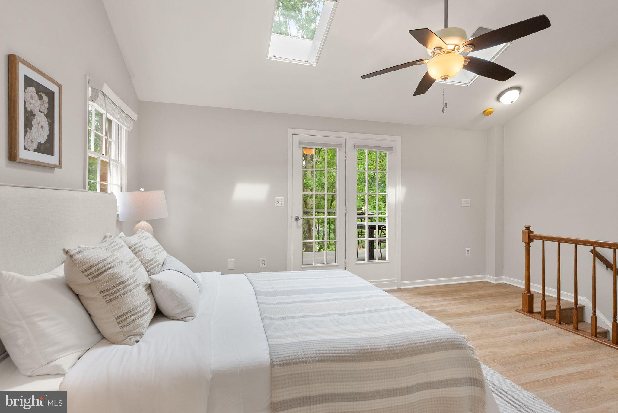 CLARENDON - Residential