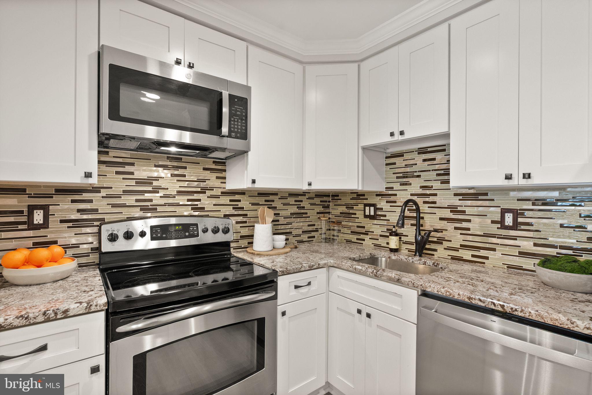 CLARENDON - Residential