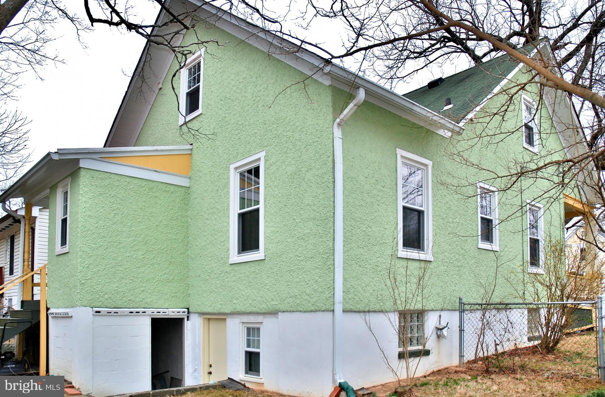 ROCKVILLE PARK - Residential