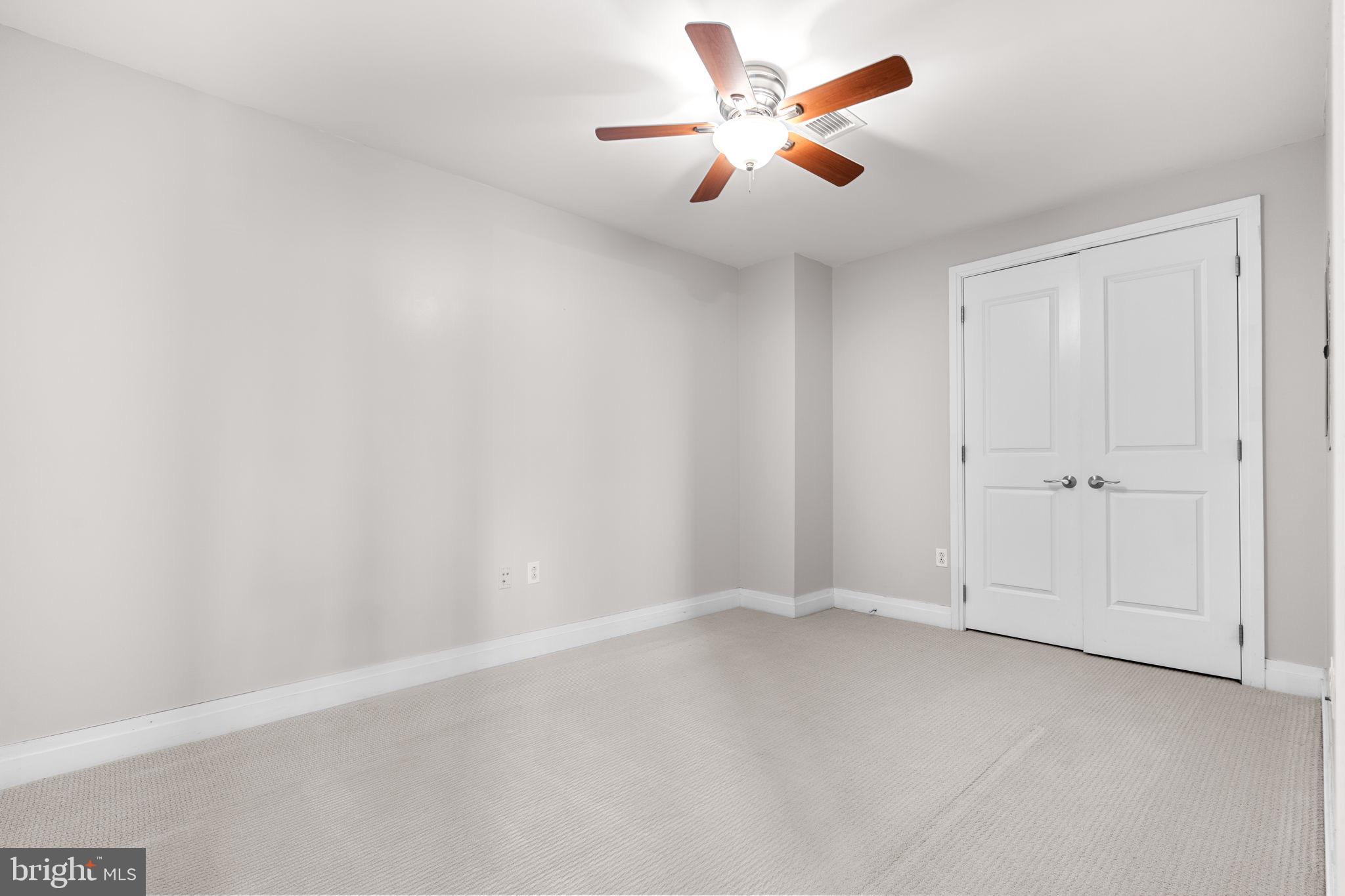 ONE PARK CREST CONDOMINIUM - Residential