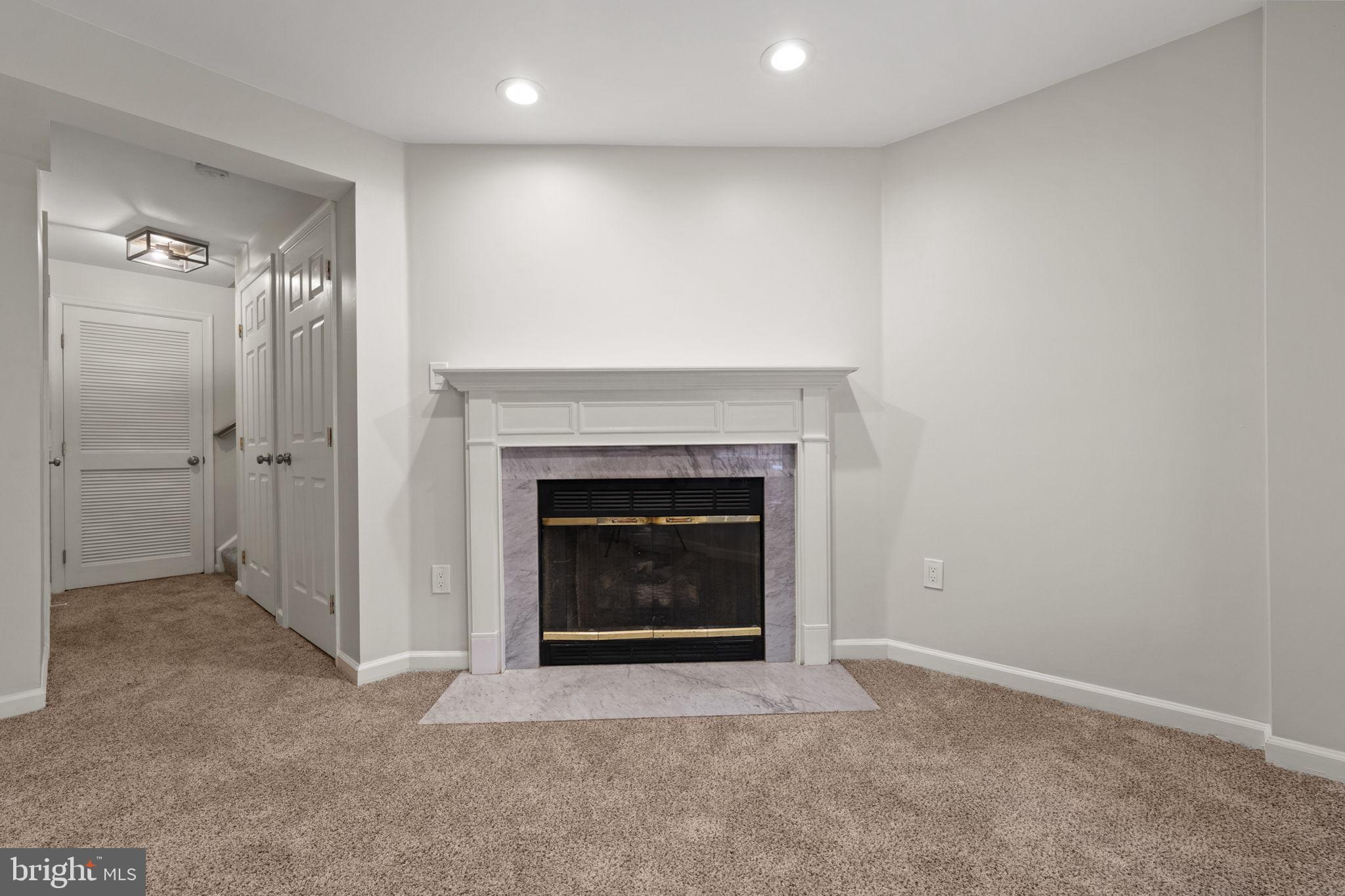 CHURCHILL TOWN SECTOR - Residential