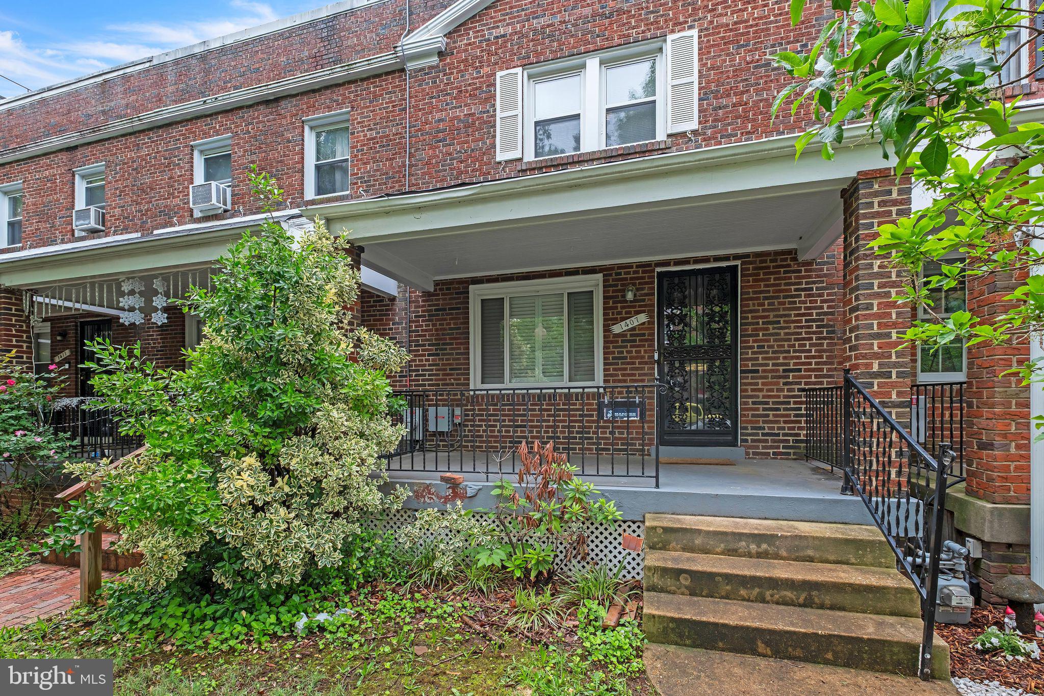 CAPITOL HILL - Residential Lease