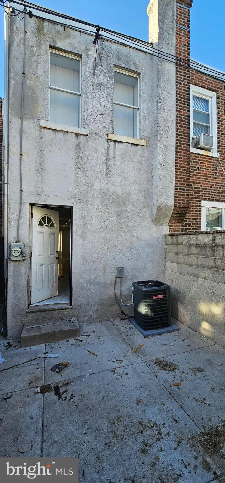 Philadelphia, Pennsylvania 19146, United States, 3 Bedrooms Bedrooms, ,1 BathroomBathrooms,Residential,Active,77581