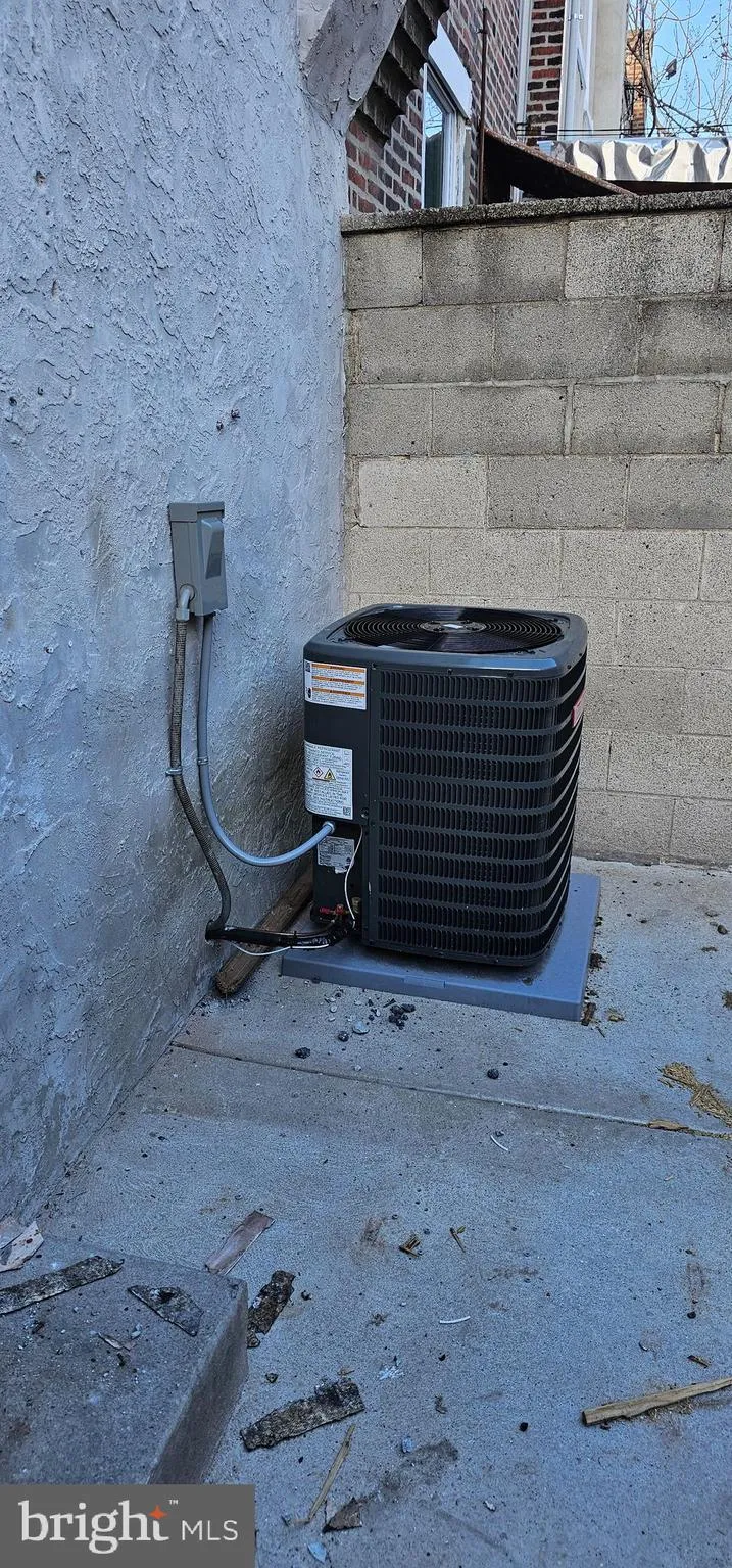 Philadelphia, Pennsylvania 19146, United States, 3 Bedrooms Bedrooms, ,1 BathroomBathrooms,Residential,Active,77581