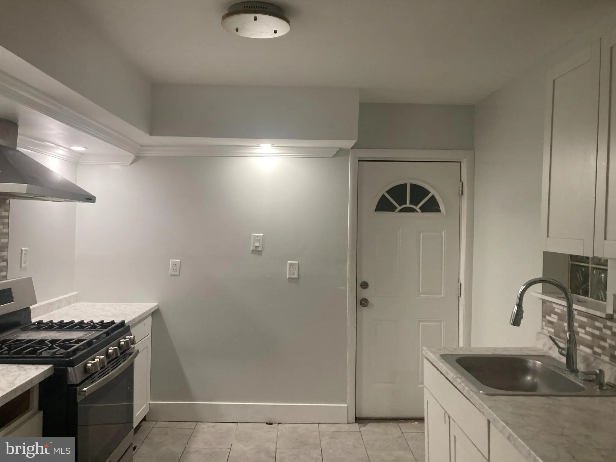 Philadelphia, Pennsylvania 19146, United States, 3 Bedrooms Bedrooms, ,1 BathroomBathrooms,Residential,Active,77581