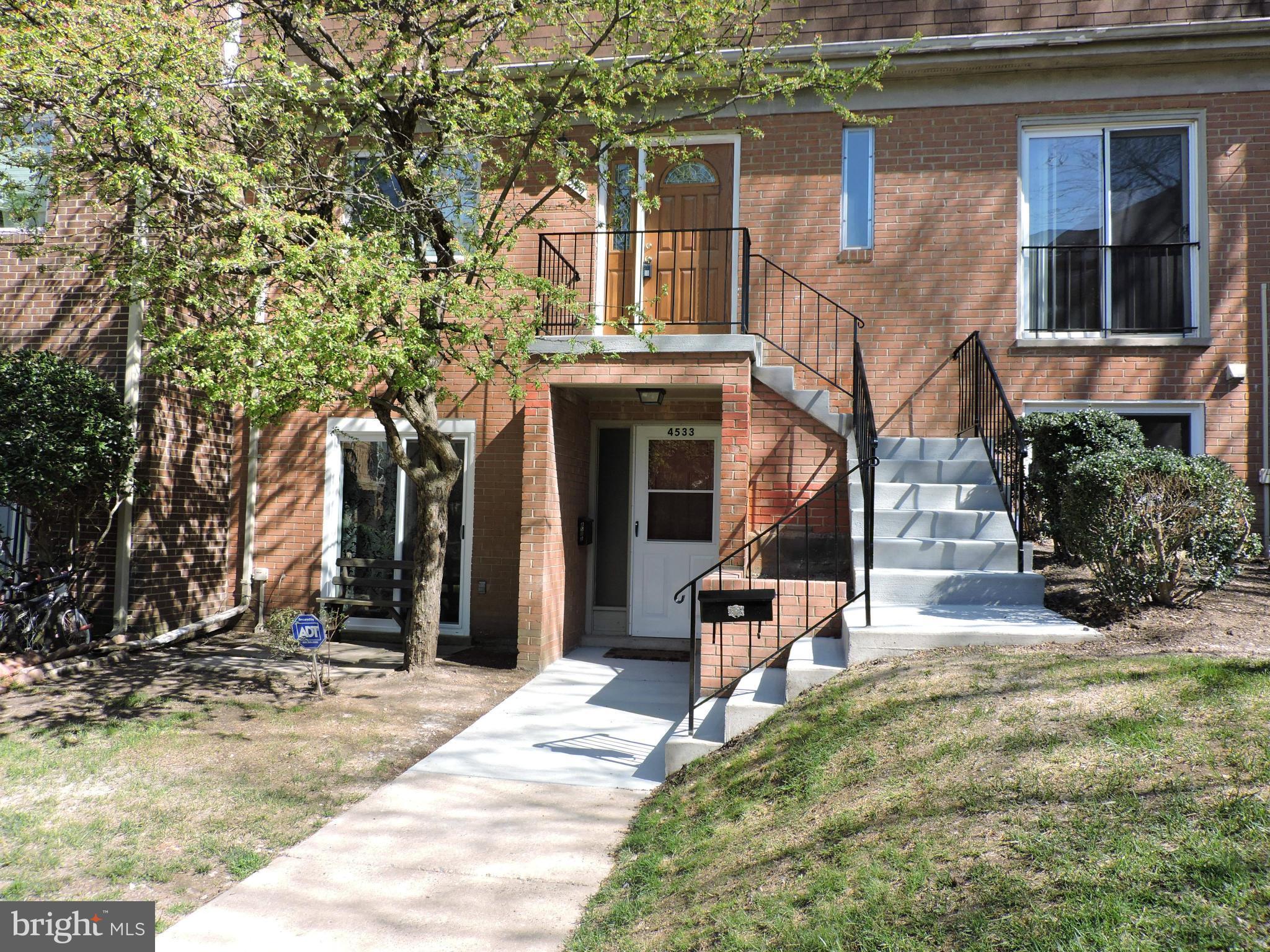 TERRACE TOWNHOUSES OF ANNANDALE - Residential Lease