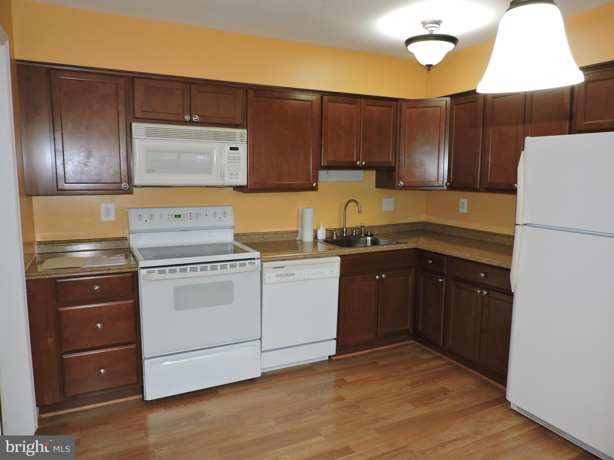 TERRACE TOWNHOUSES OF ANNANDALE - Residential Lease