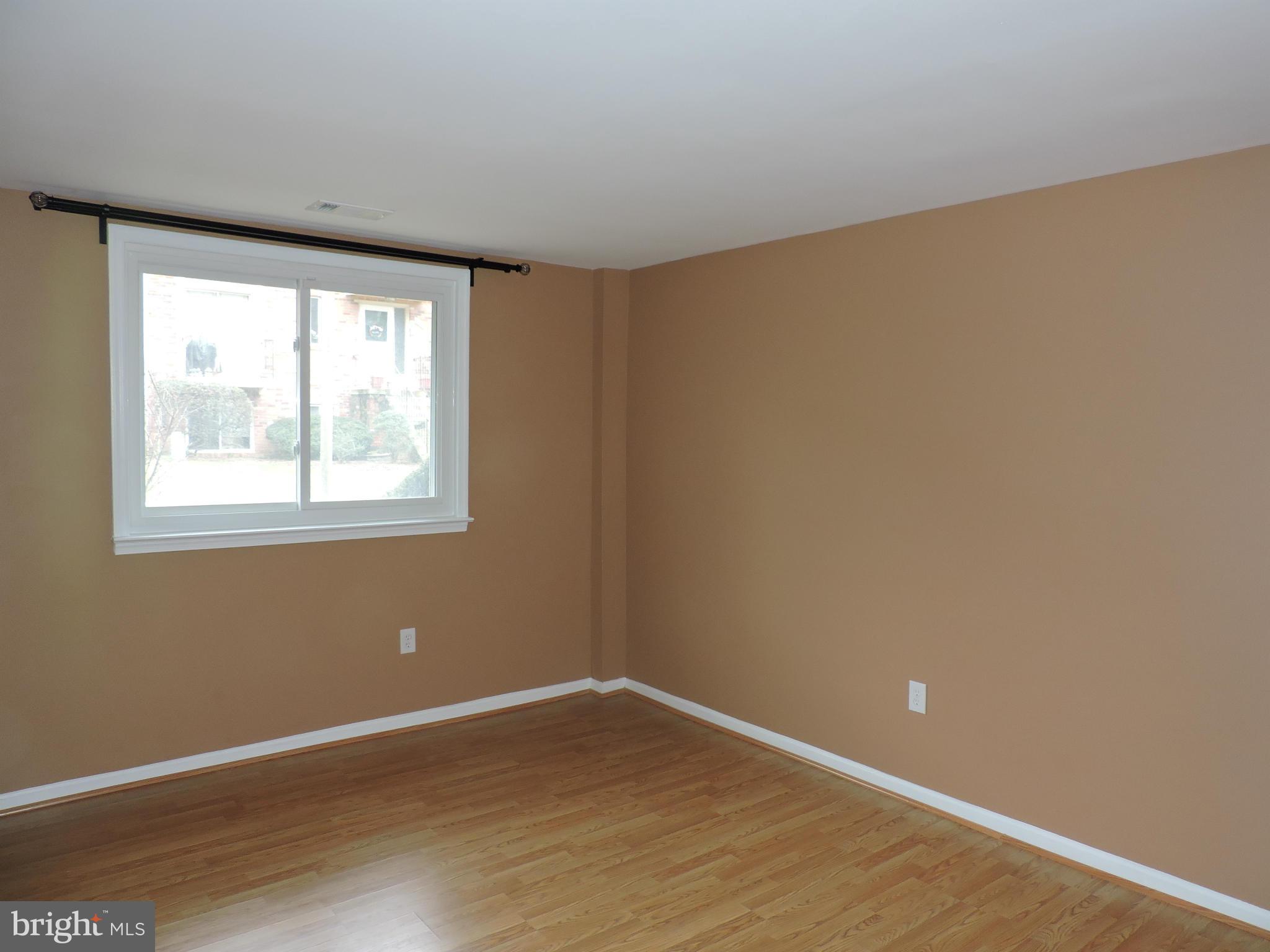 TERRACE TOWNHOUSES OF ANNANDALE - Residential Lease