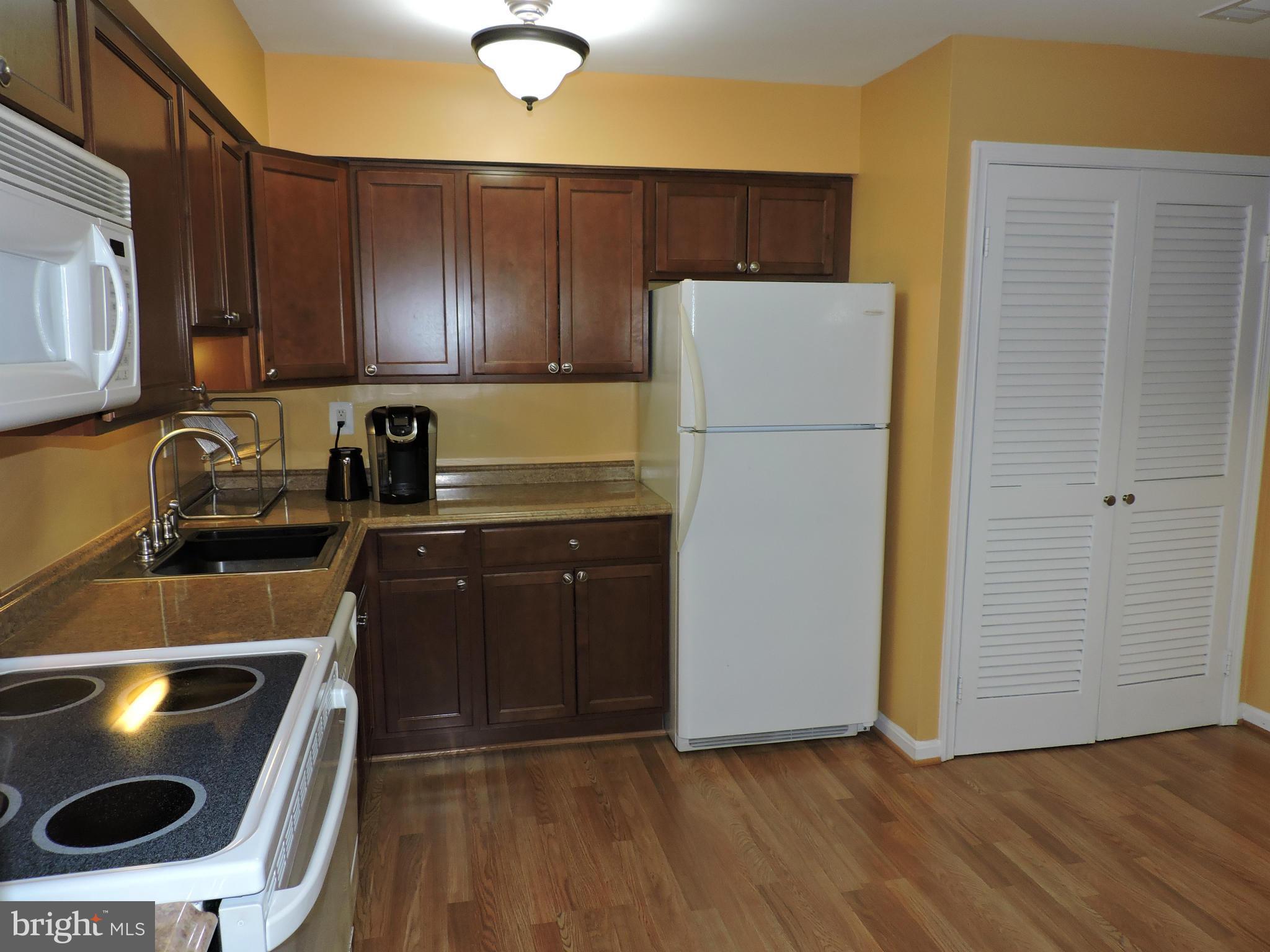 TERRACE TOWNHOUSES OF ANNANDALE - Residential Lease