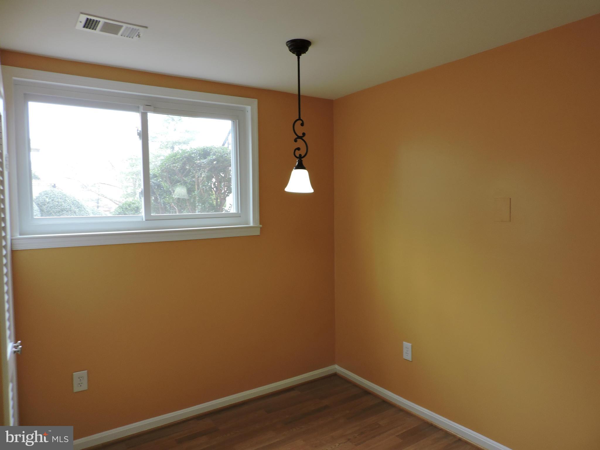 TERRACE TOWNHOUSES OF ANNANDALE - Residential Lease