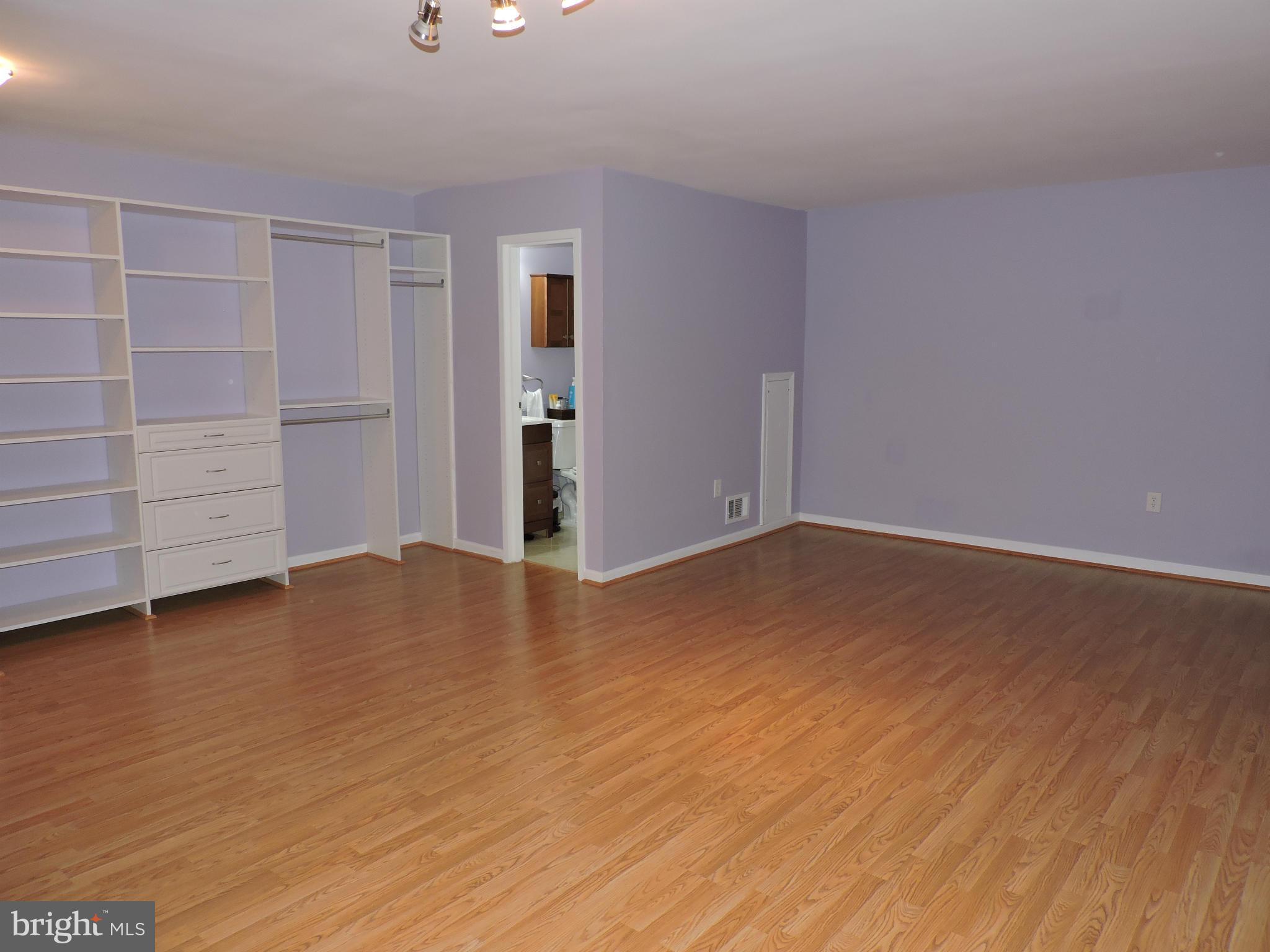 TERRACE TOWNHOUSES OF ANNANDALE - Residential Lease