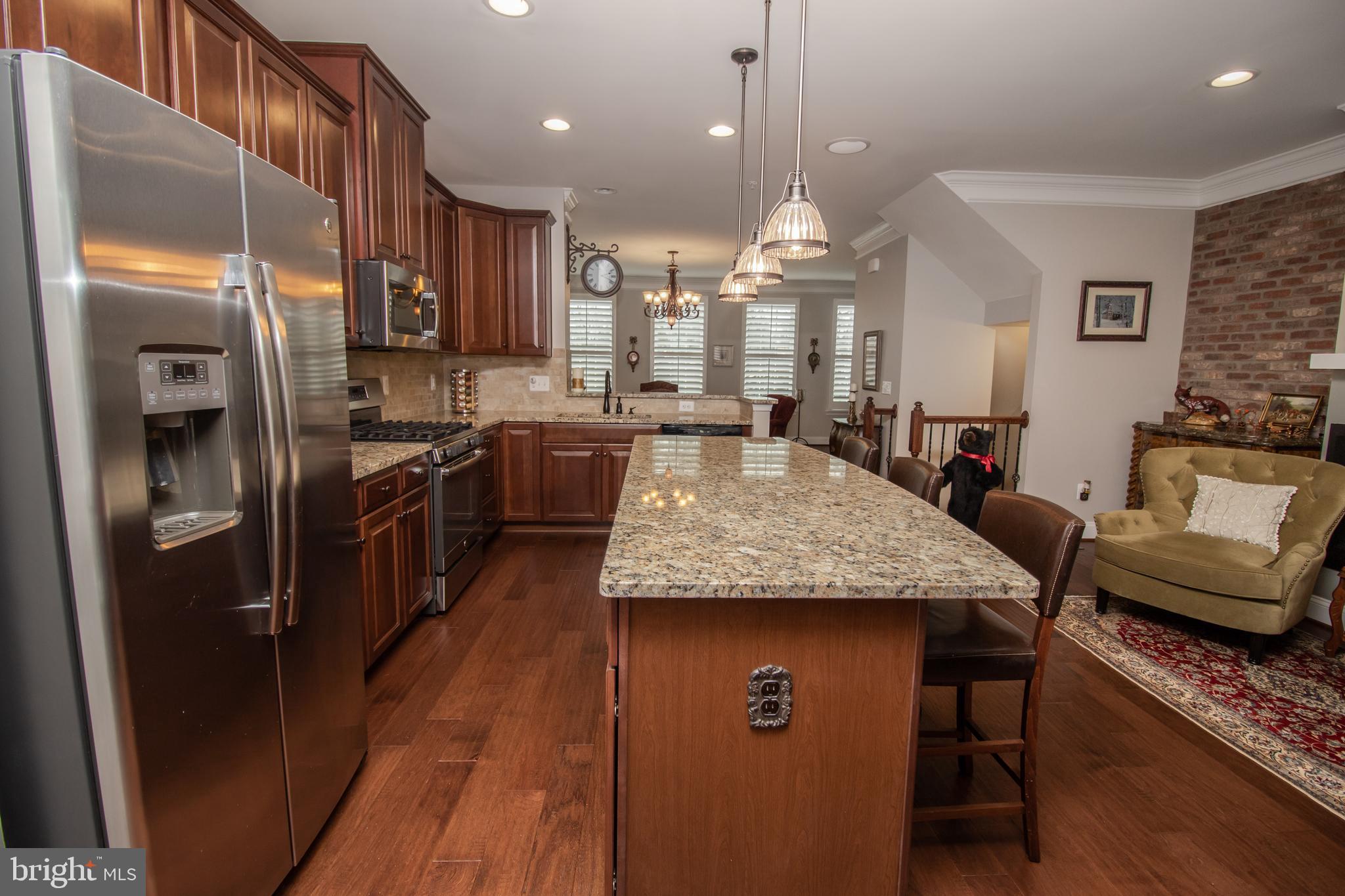 CRESCENT PLACE - Residential