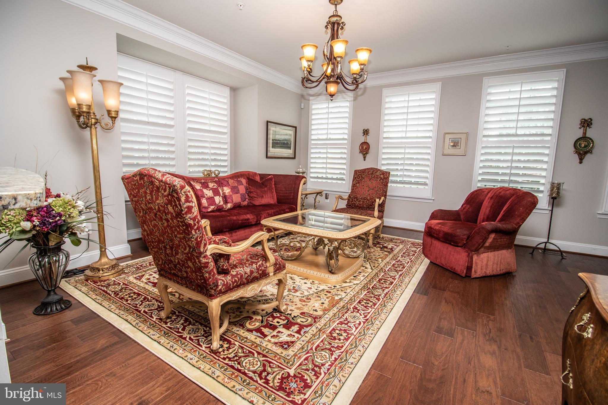 CRESCENT PLACE - Residential