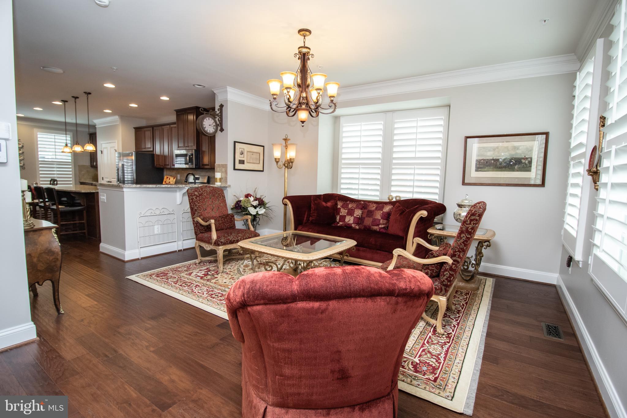 CRESCENT PLACE - Residential