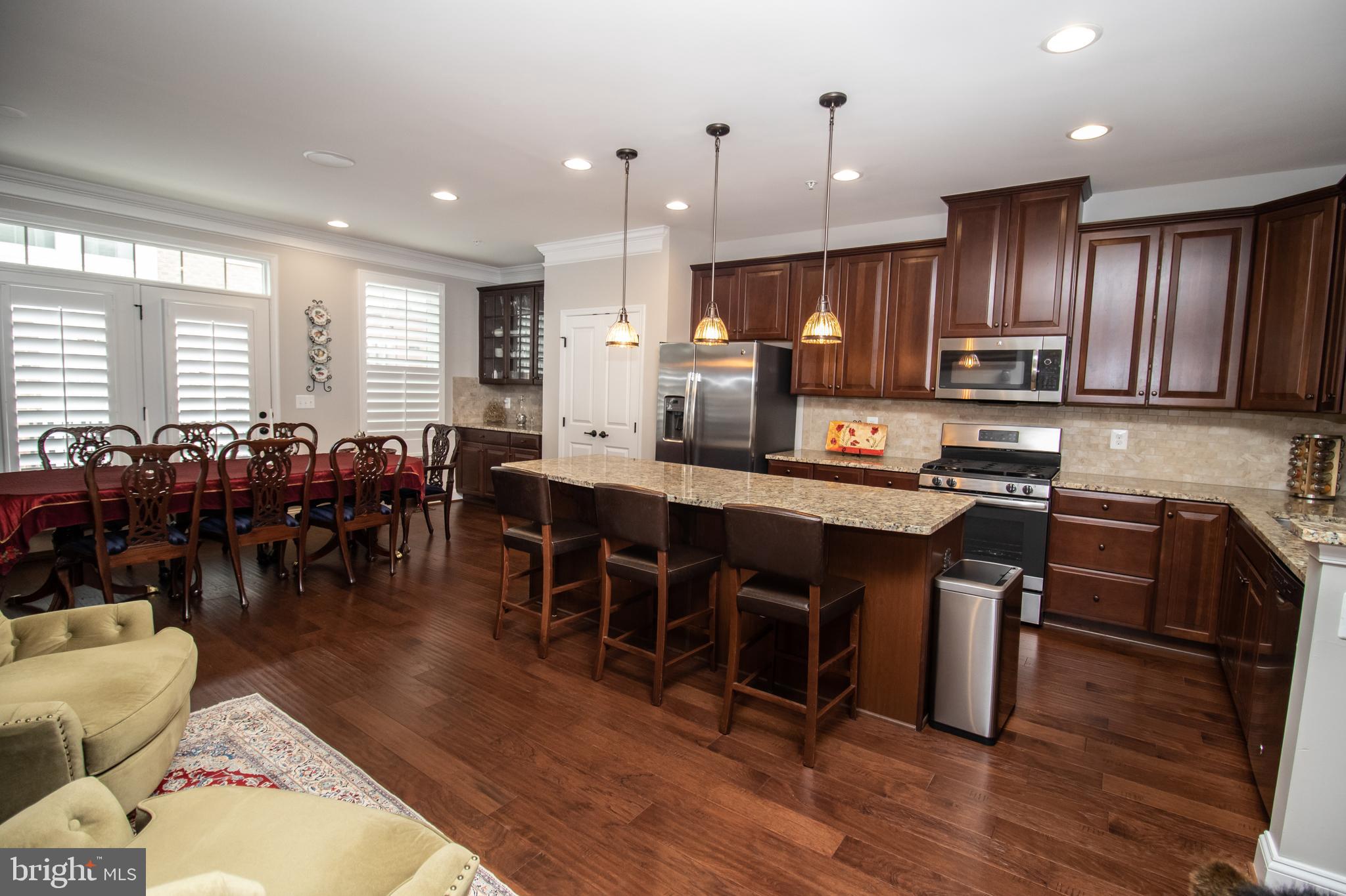 CRESCENT PLACE - Residential