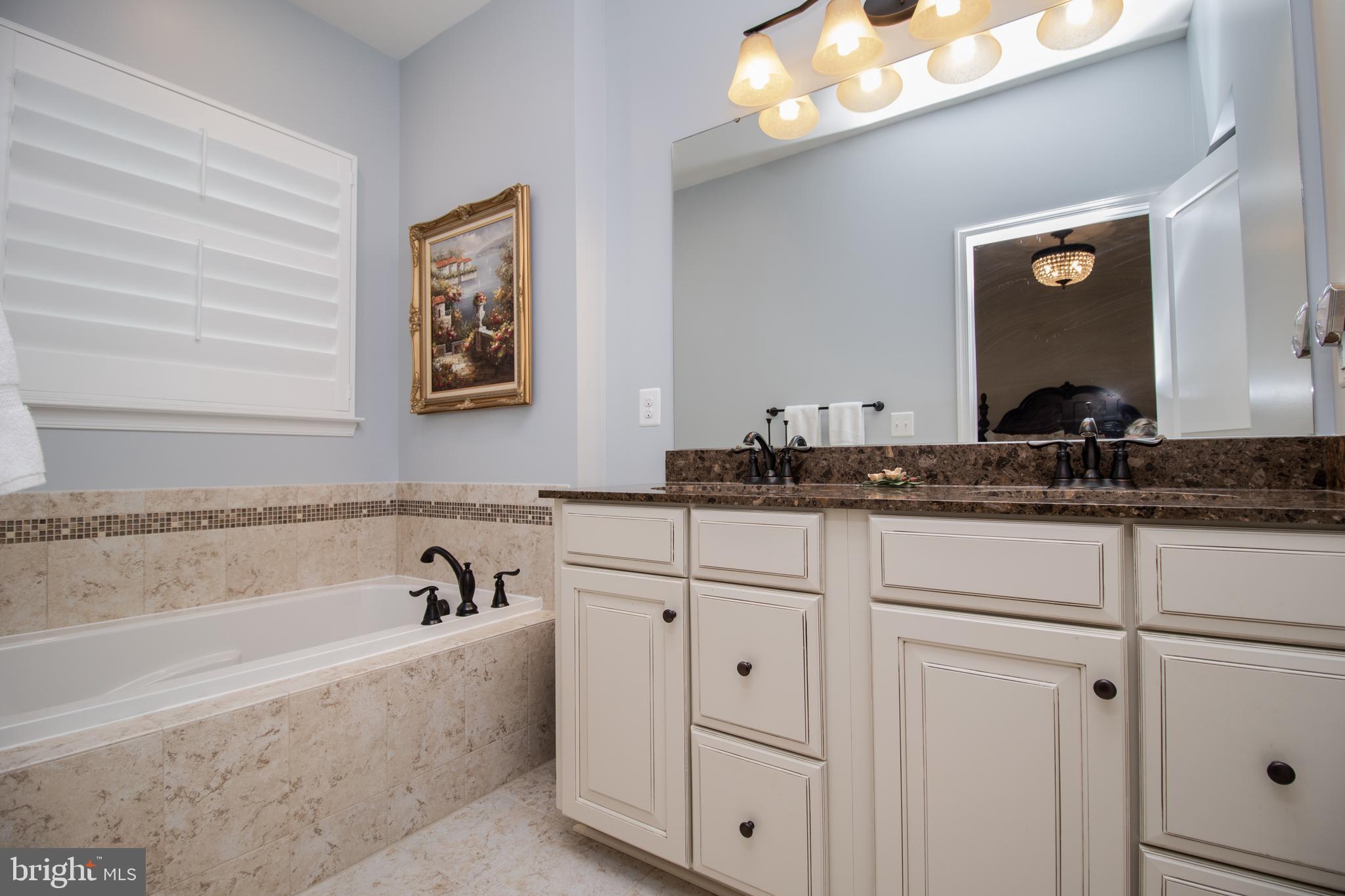 CRESCENT PLACE - Residential