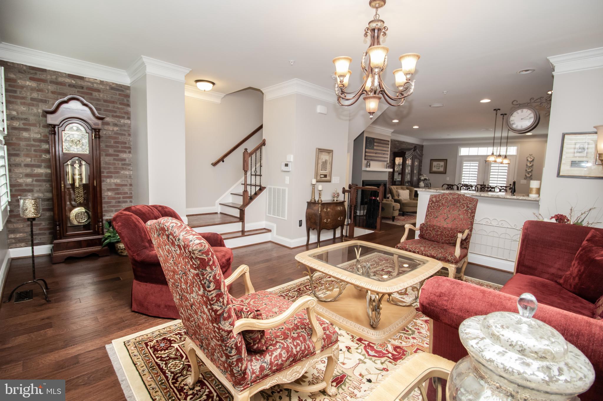 CRESCENT PLACE - Residential